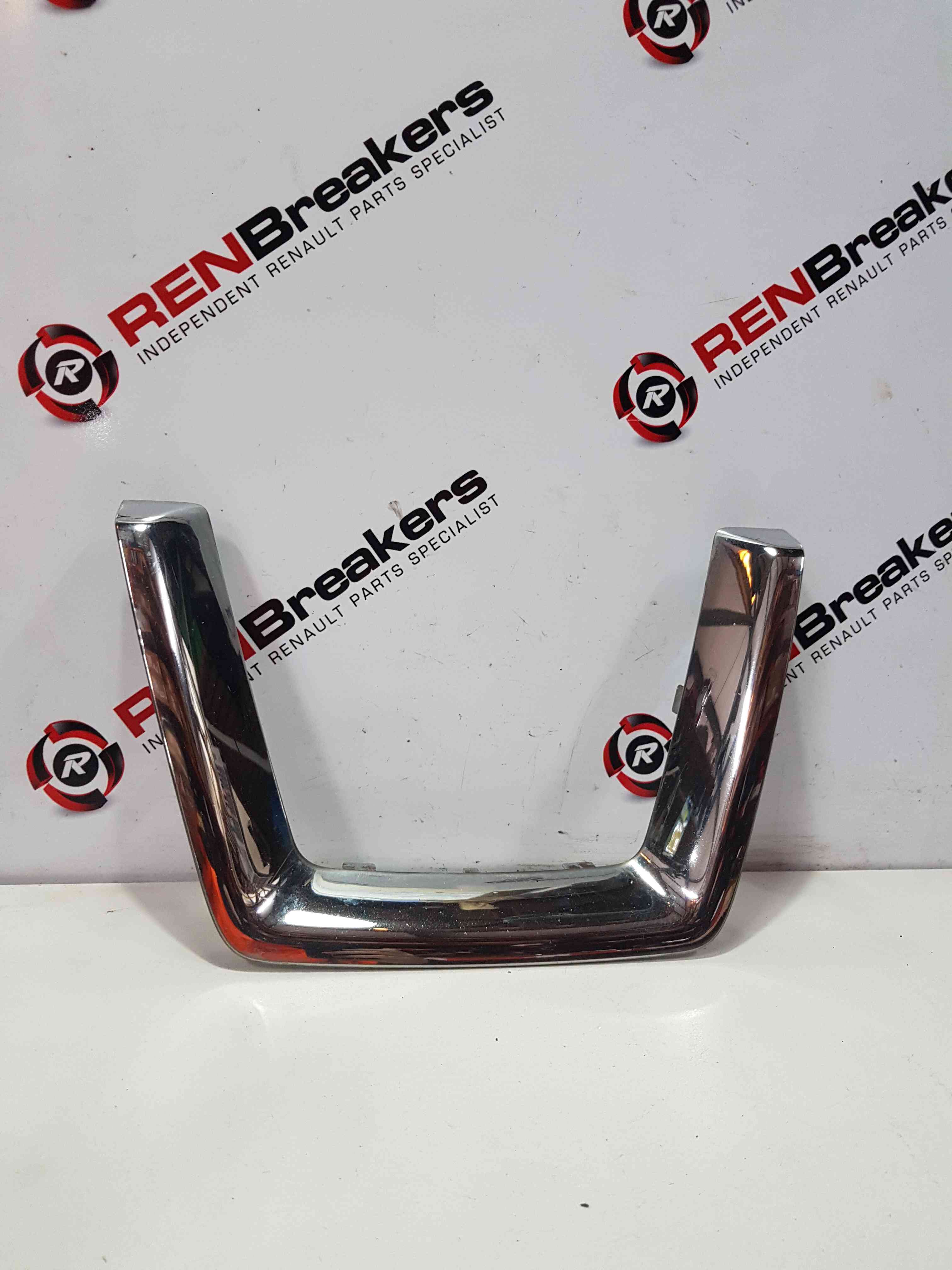 Thumb 3 Nissan Qashqai 2013-2017 Front Badge Embelm Surround Trim 82382Jd00a