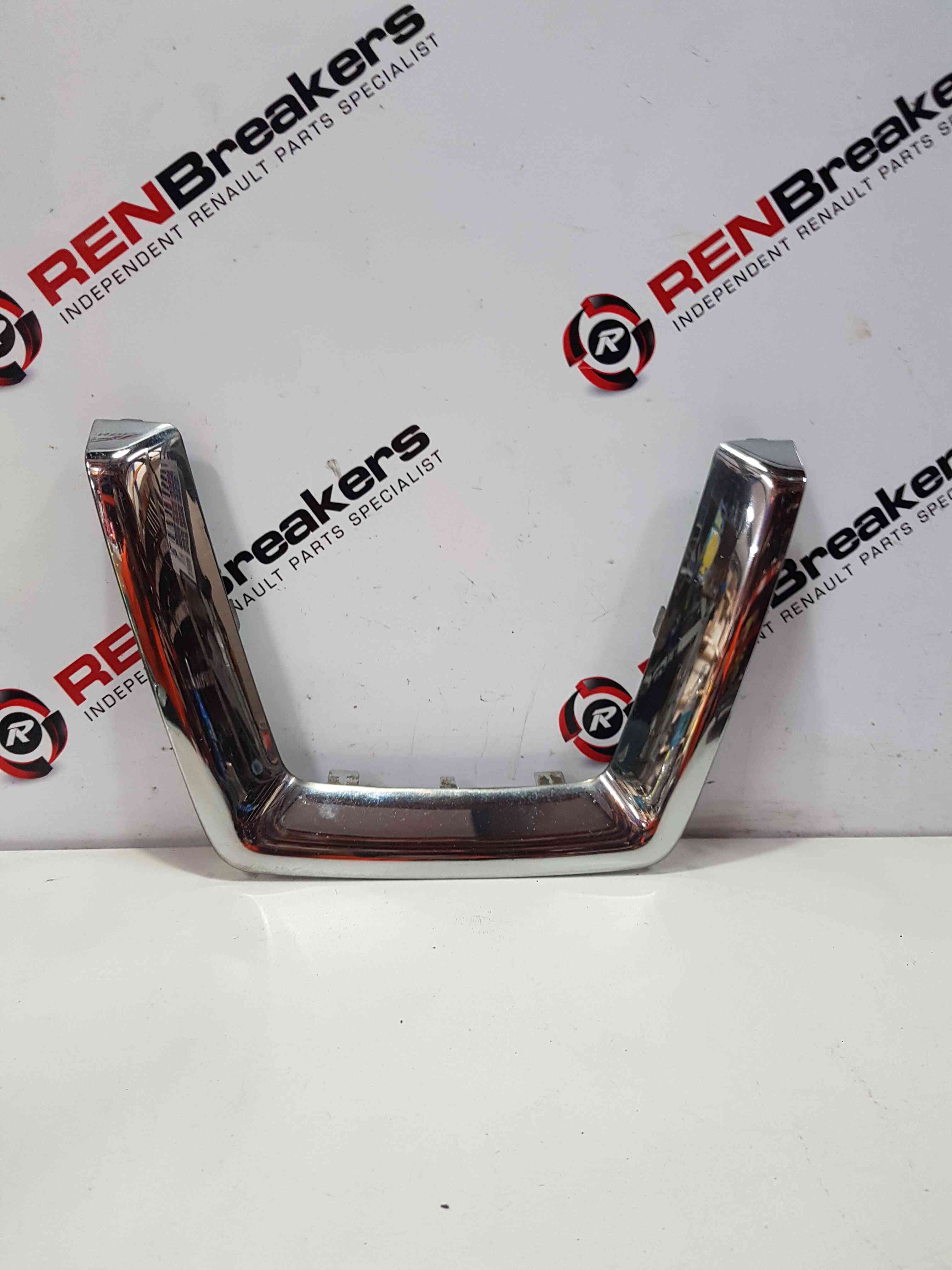 Thumb 7 Nissan Qashqai 2013-2017 Front Badge Embelm Surround Trim 82382Jd00a