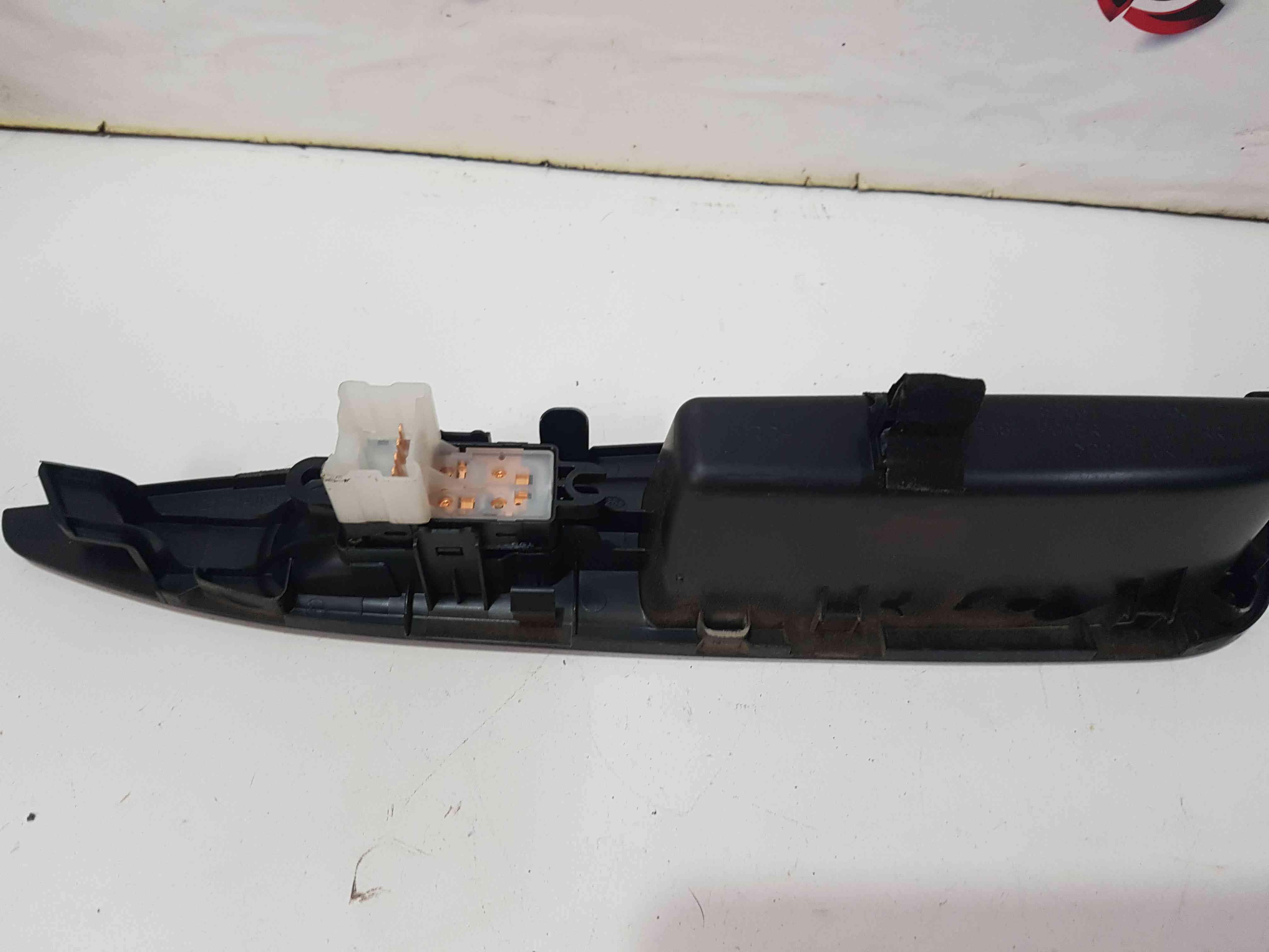 Thumb 5 Nissan Qashqai 2013-2017 NSF Passenger Window Switch 