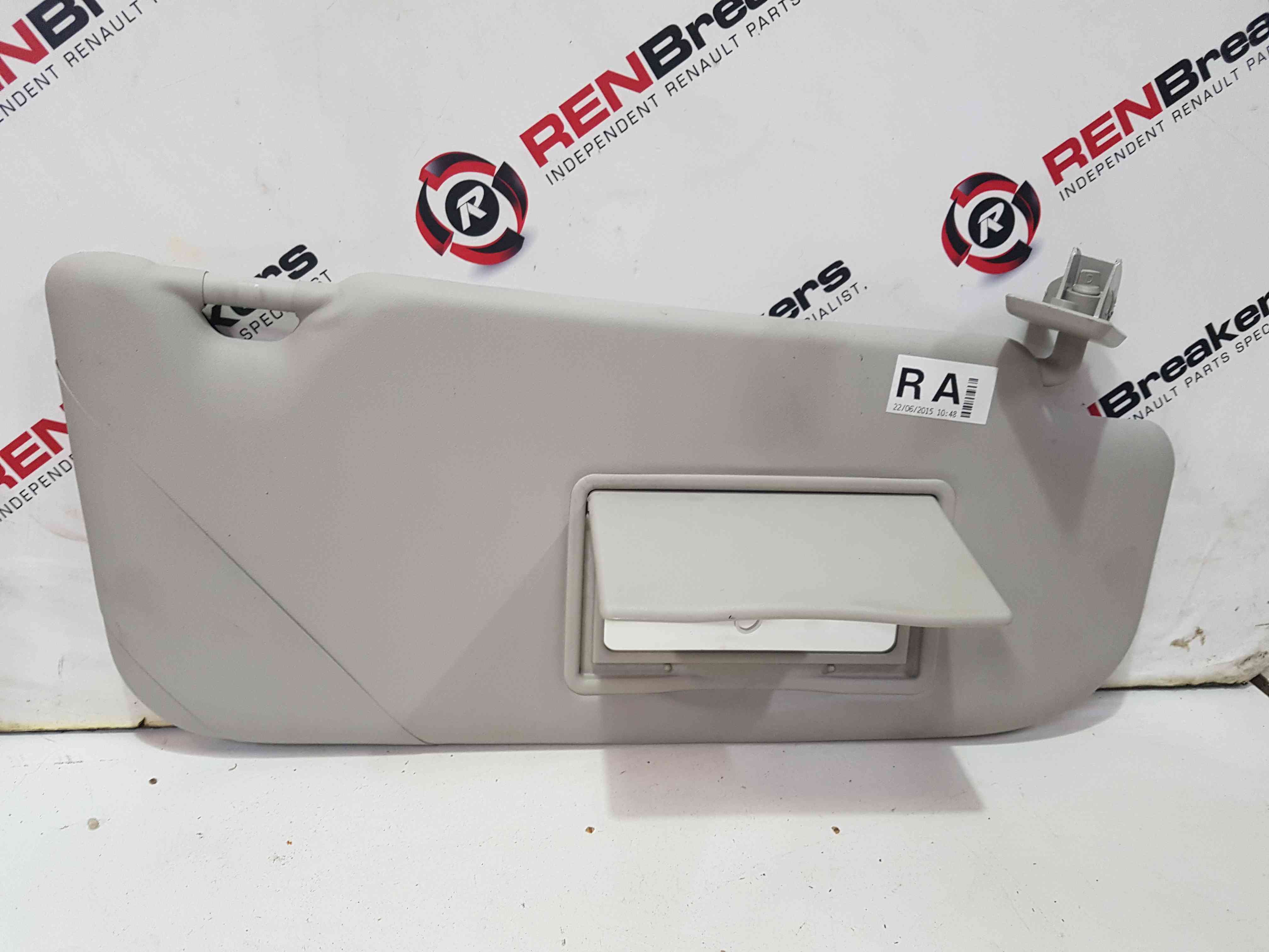 Thumb 2 Nissan Qashqai 2013-2017 OSF Drivers SUN Visor 