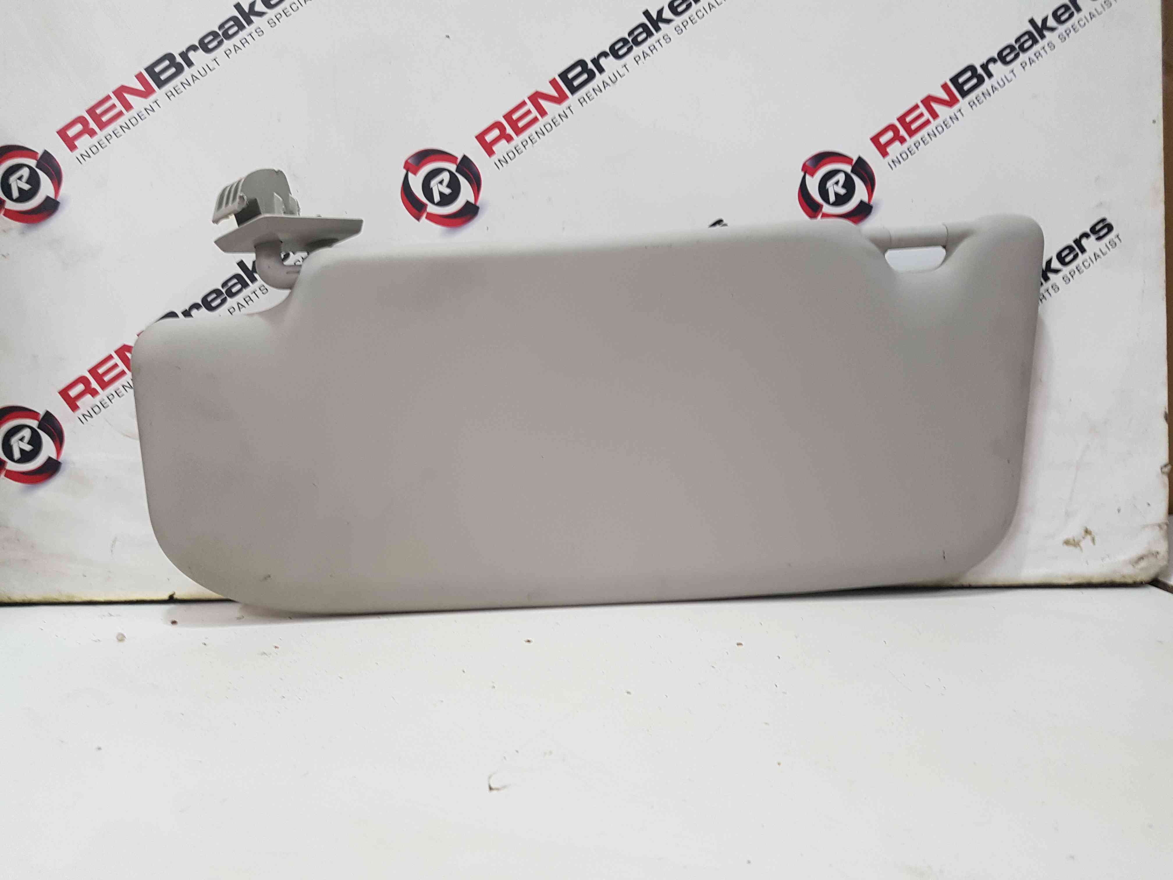 Thumb 4 Nissan Qashqai 2013-2017 OSF Drivers SUN Visor 