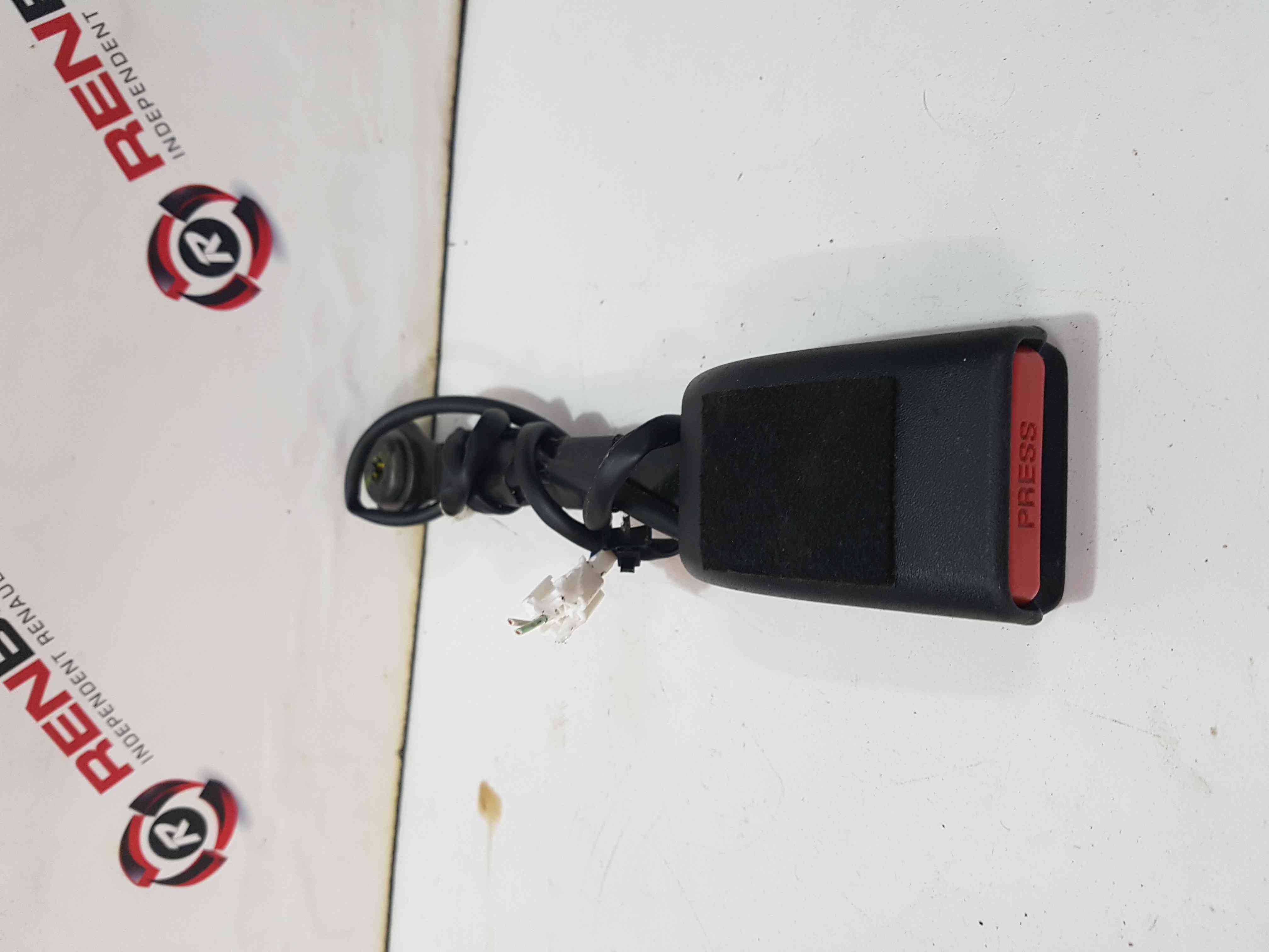 Thumb 2 Nissan Qashqai 2013-2017 Passenger NSF Front Buckle Anchor