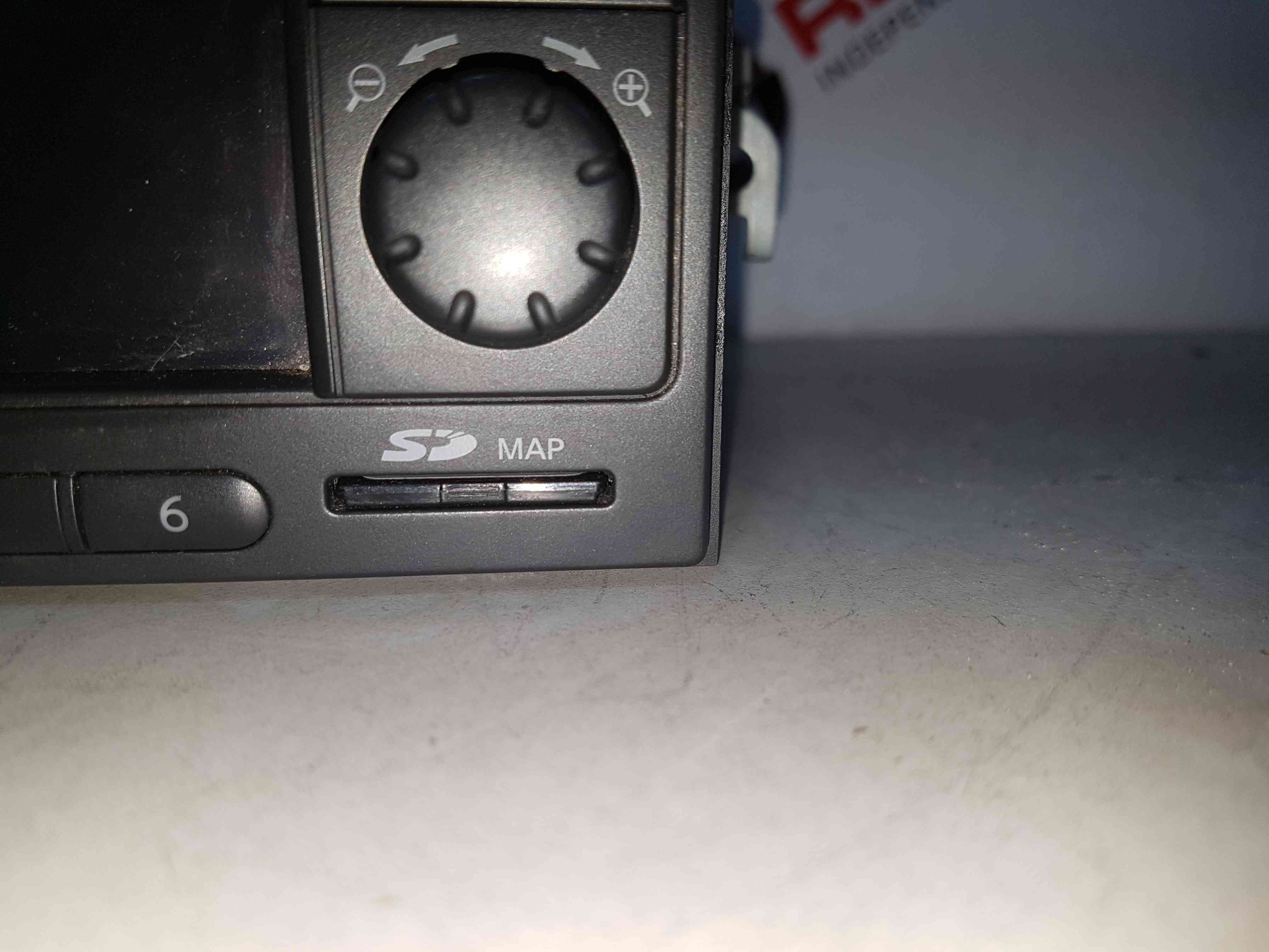 Thumb 5 Nissan Qashqai 2013-2017 SAT Nav Radio Cd Player Head Unit 25915Bh30e + Card