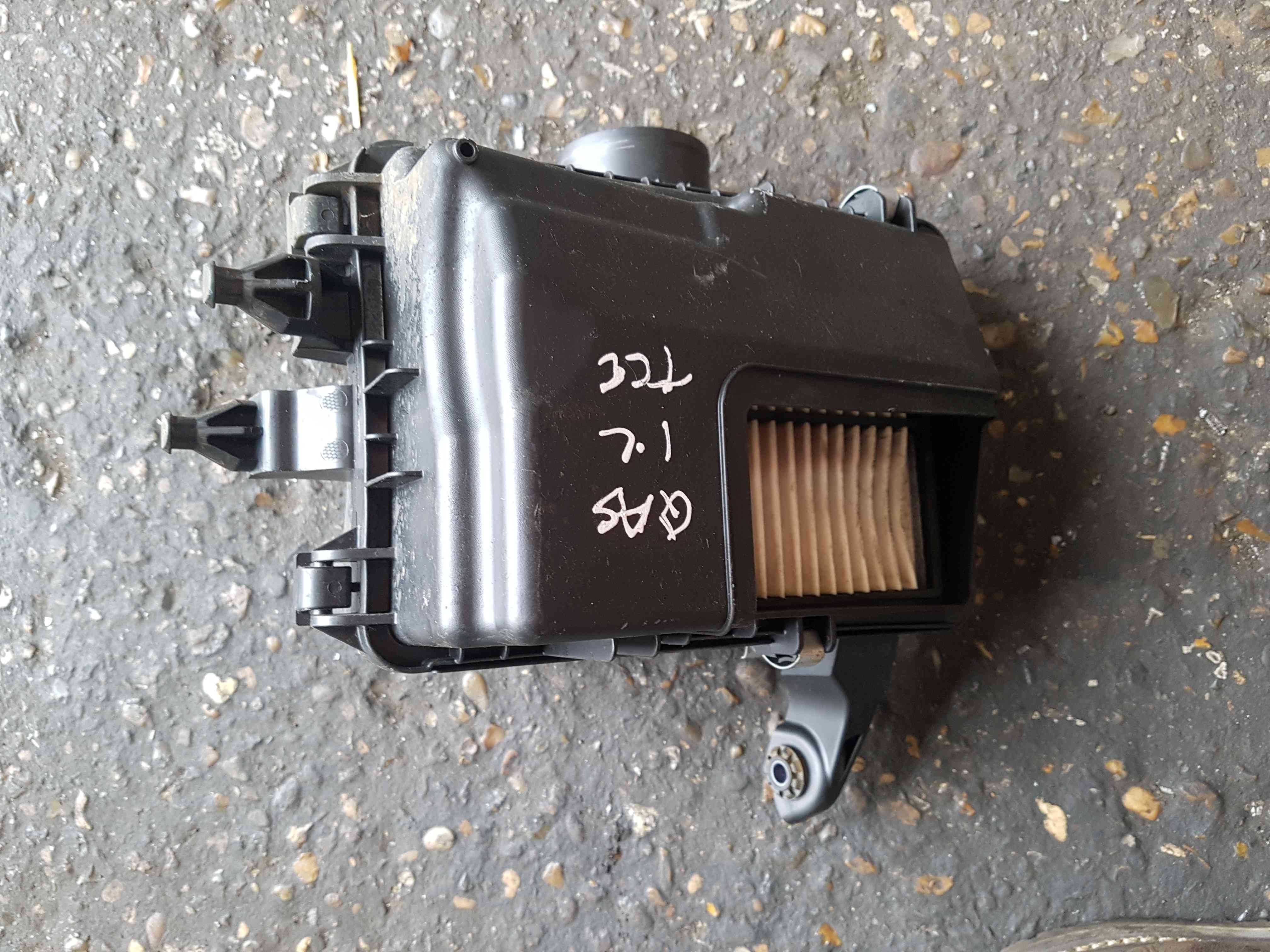 Thumb 7 Nissan Qashqai 2013-2021 1.2 16V TCE Air BOX filter housing