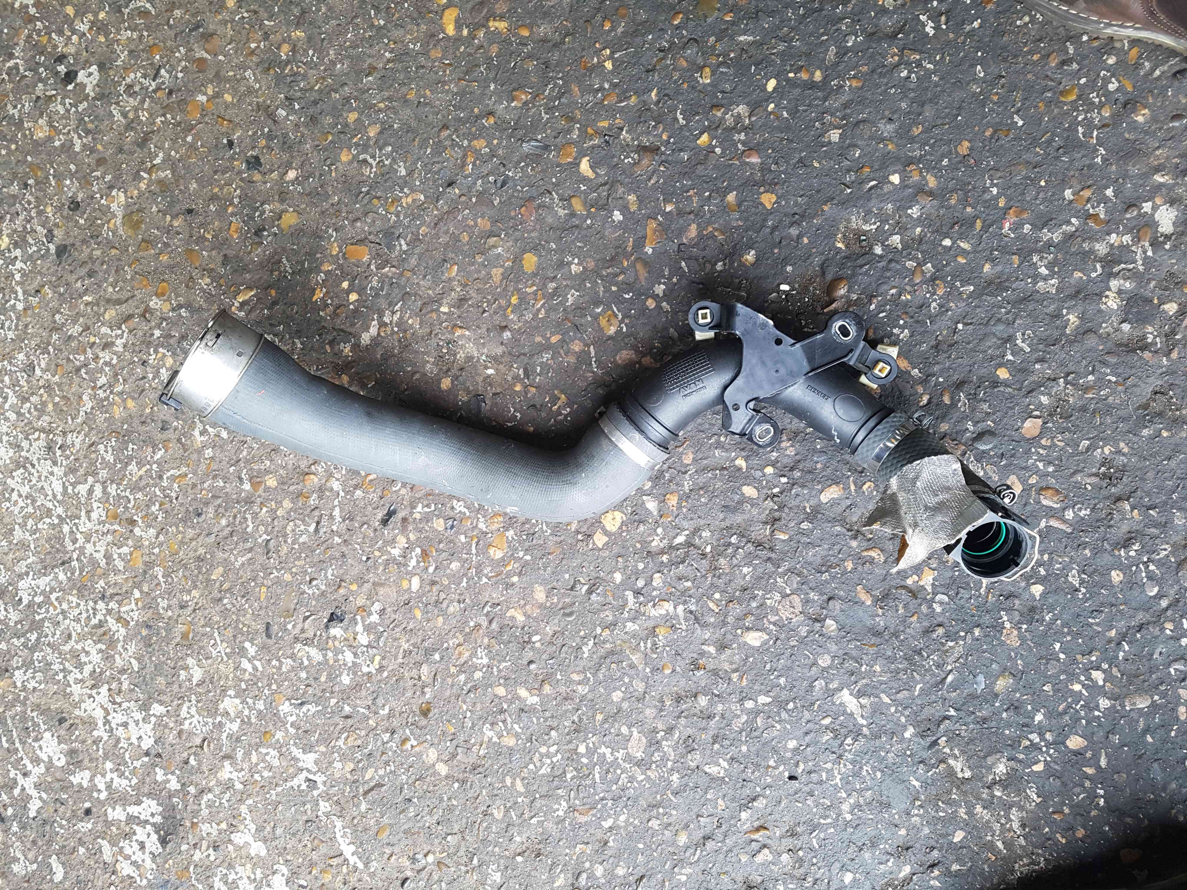 Thumb 2 Nissan Qashqai 2013-2021 1.2 16V TCE Turbo Pipe Intercooler 144600468R