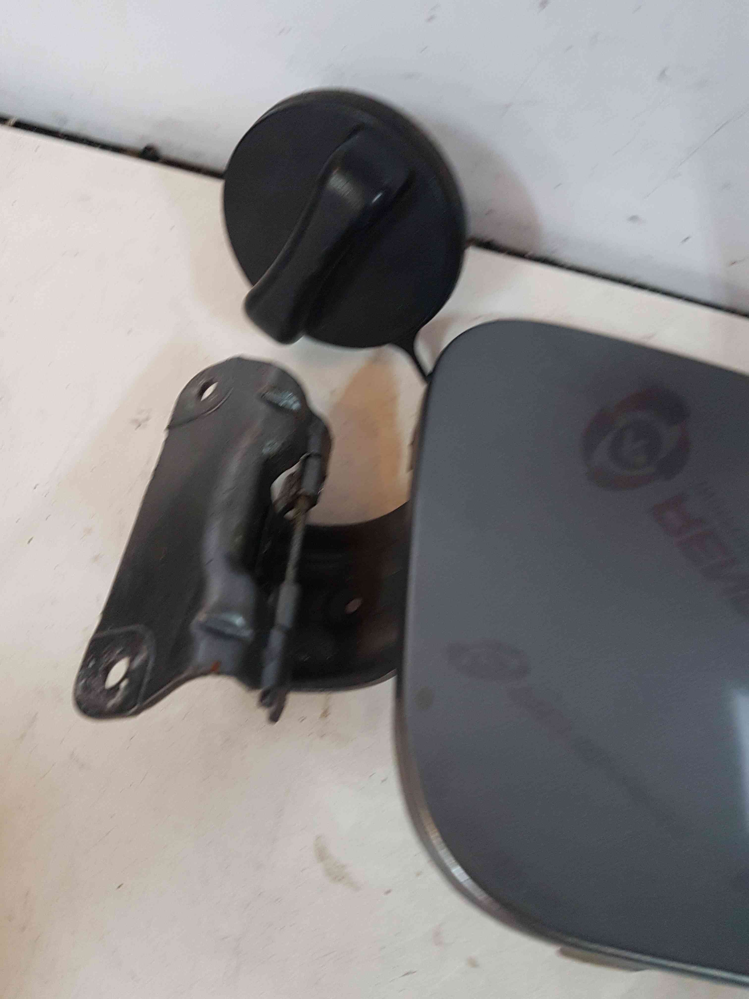 Thumb 4 Nissan Qashqai MK1 2006-2013  Fuel Flap Hinge KAD Grey
