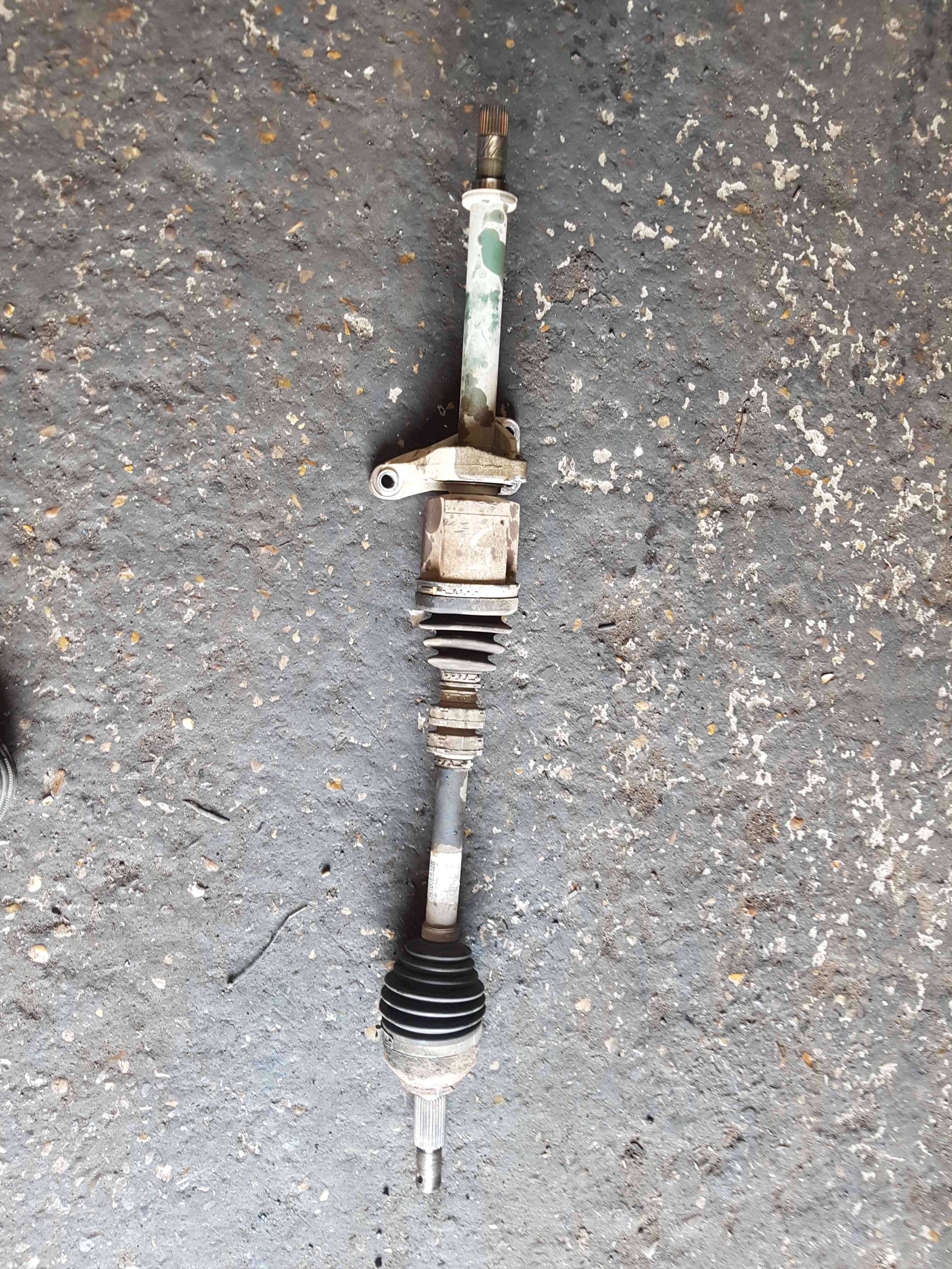 Thumb 3 Nissan Qashqai MK1 2006-2013 1.5 DCI Drivers OSF Front Driveshaft 39100Bb32b