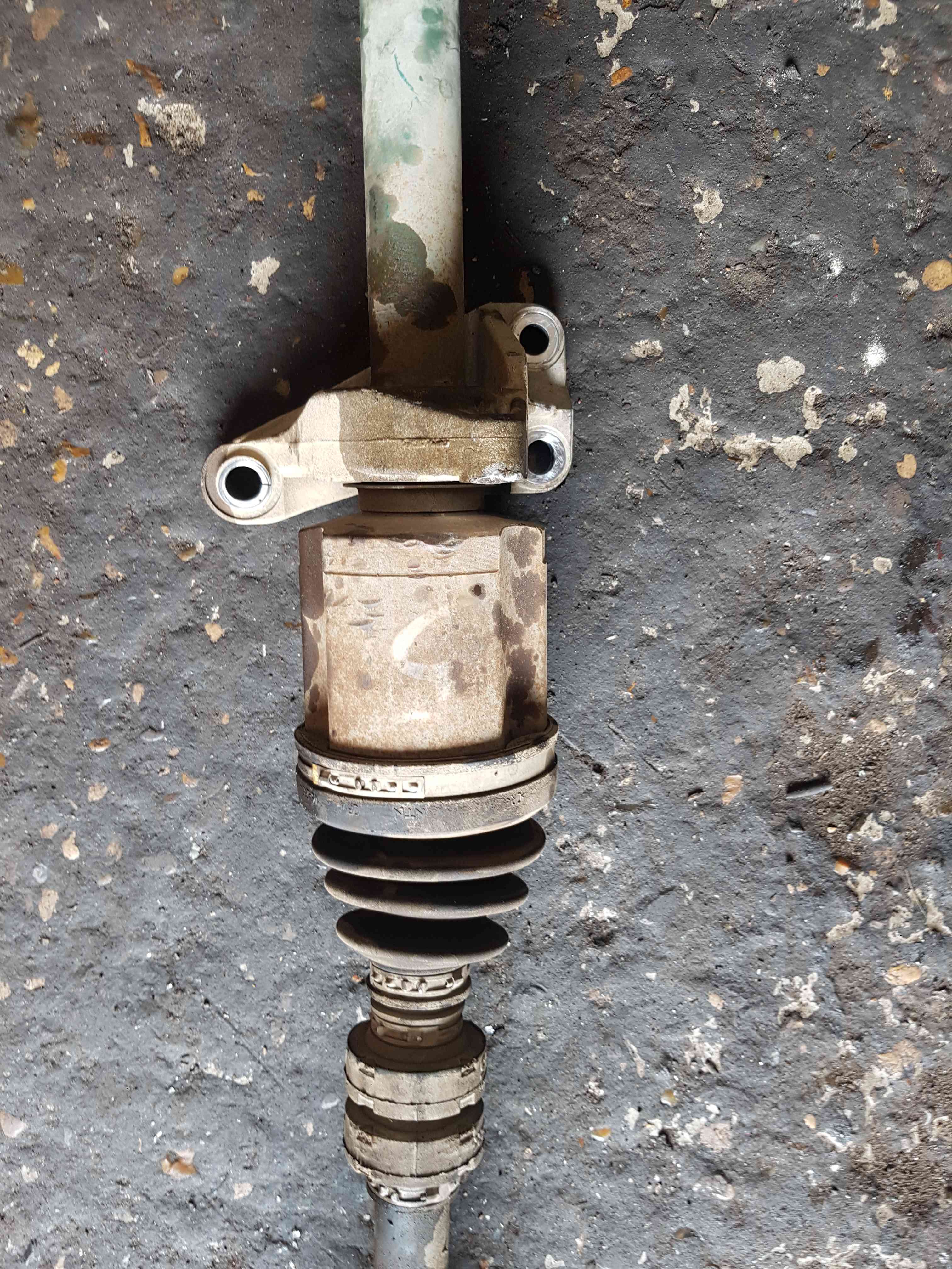 Thumb 7 Nissan Qashqai MK1 2006-2013 1.5 DCI Drivers OSF Front Driveshaft 39100Bb32b