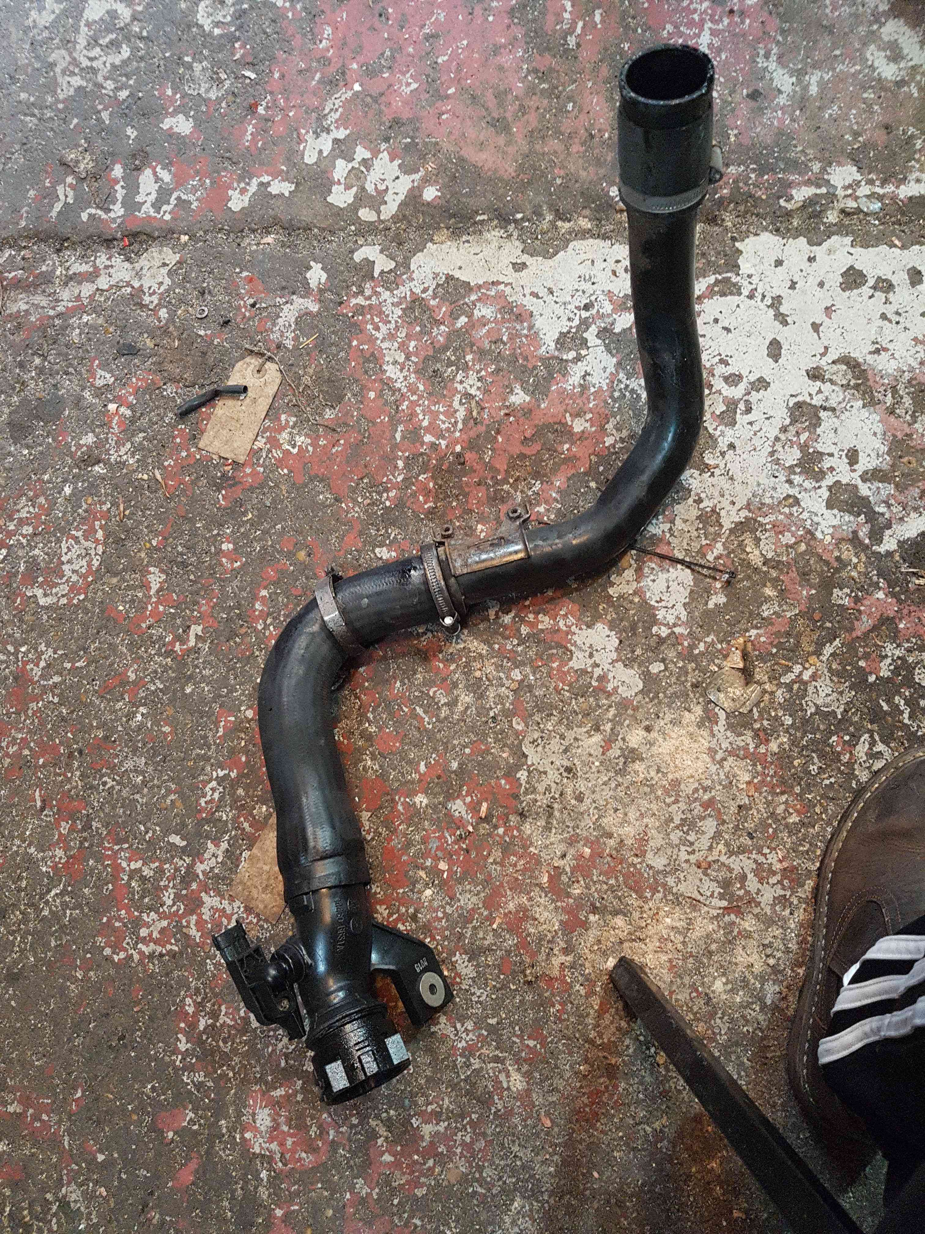 Thumb 2 Nissan Qashqai MK1 2006-2013 1.5 DCI Egr To Intercooler Pipe 14460BB31A