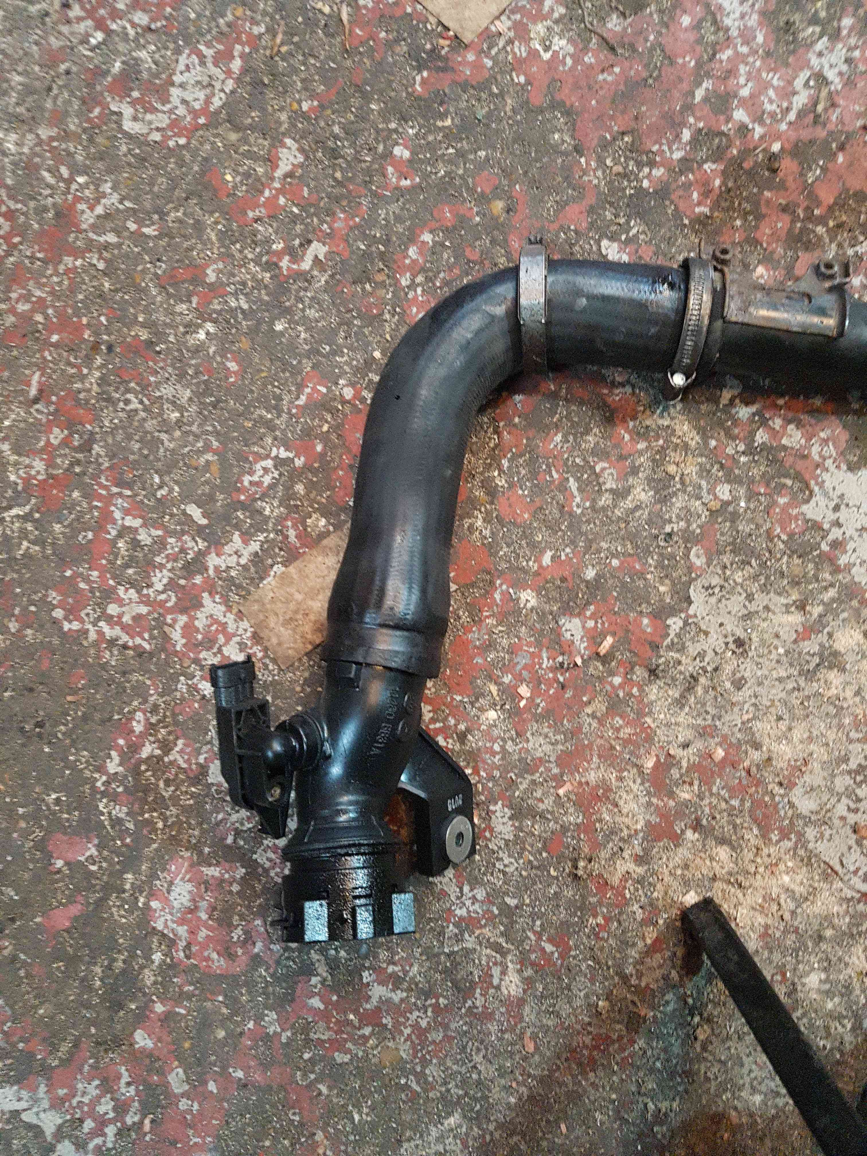 Thumb 6 Nissan Qashqai MK1 2006-2013 1.5 DCI Egr To Intercooler Pipe 14460BB31A