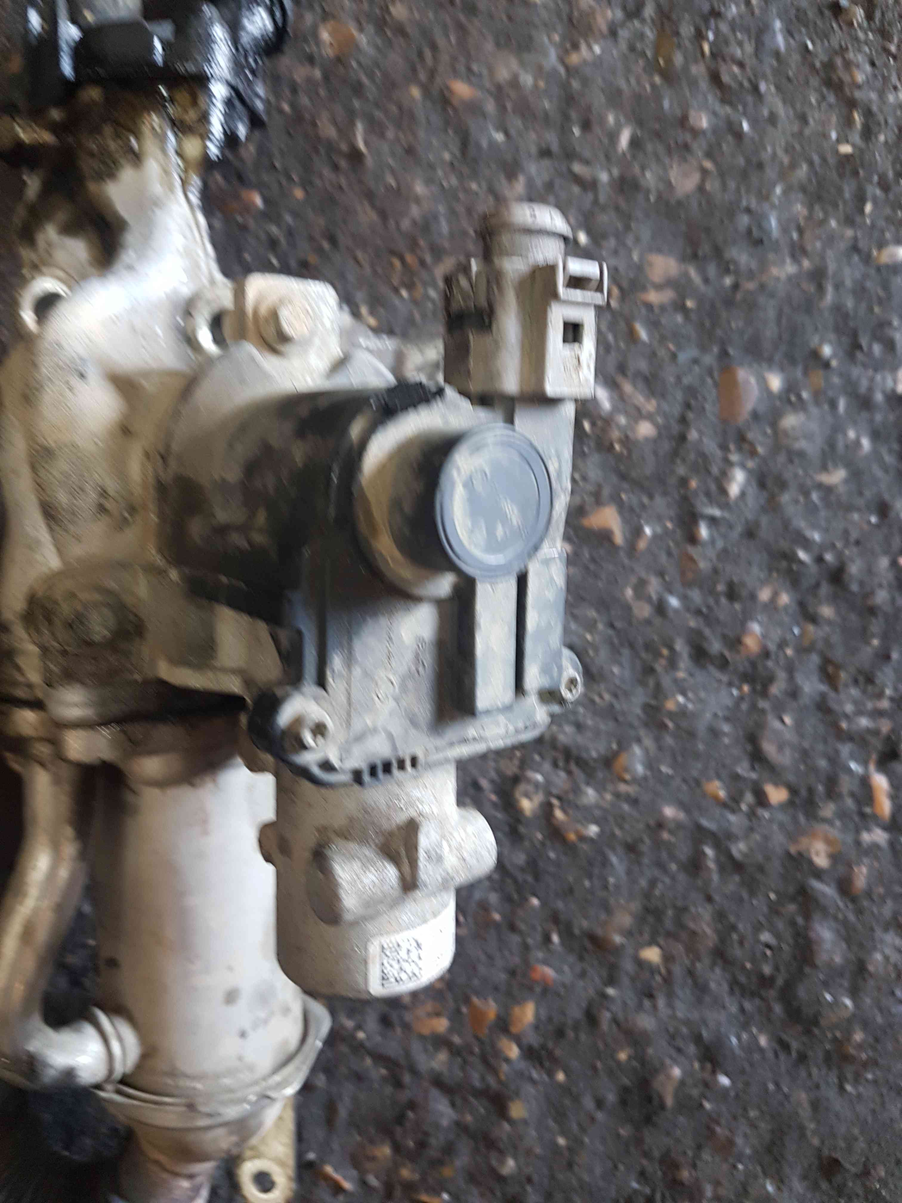 Thumb 3 Nissan Qashqai MK1 2006-2013 1.5 DCI Egr Valve Housing Cooler Complete