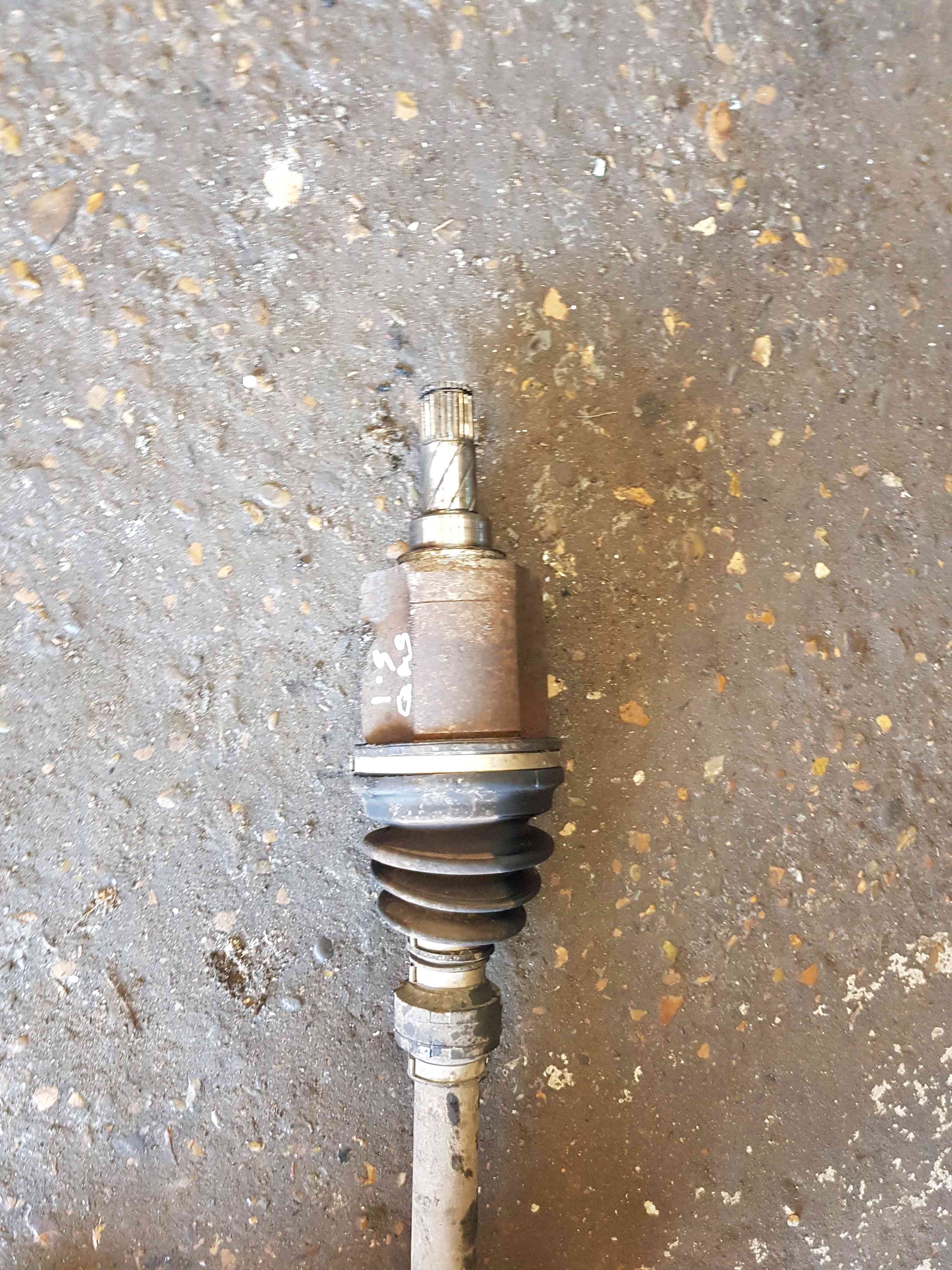 Thumb 3 Nissan Qashqai MK1 2006-2013 1.5 DCI Passenger NSF Front Driveshaft