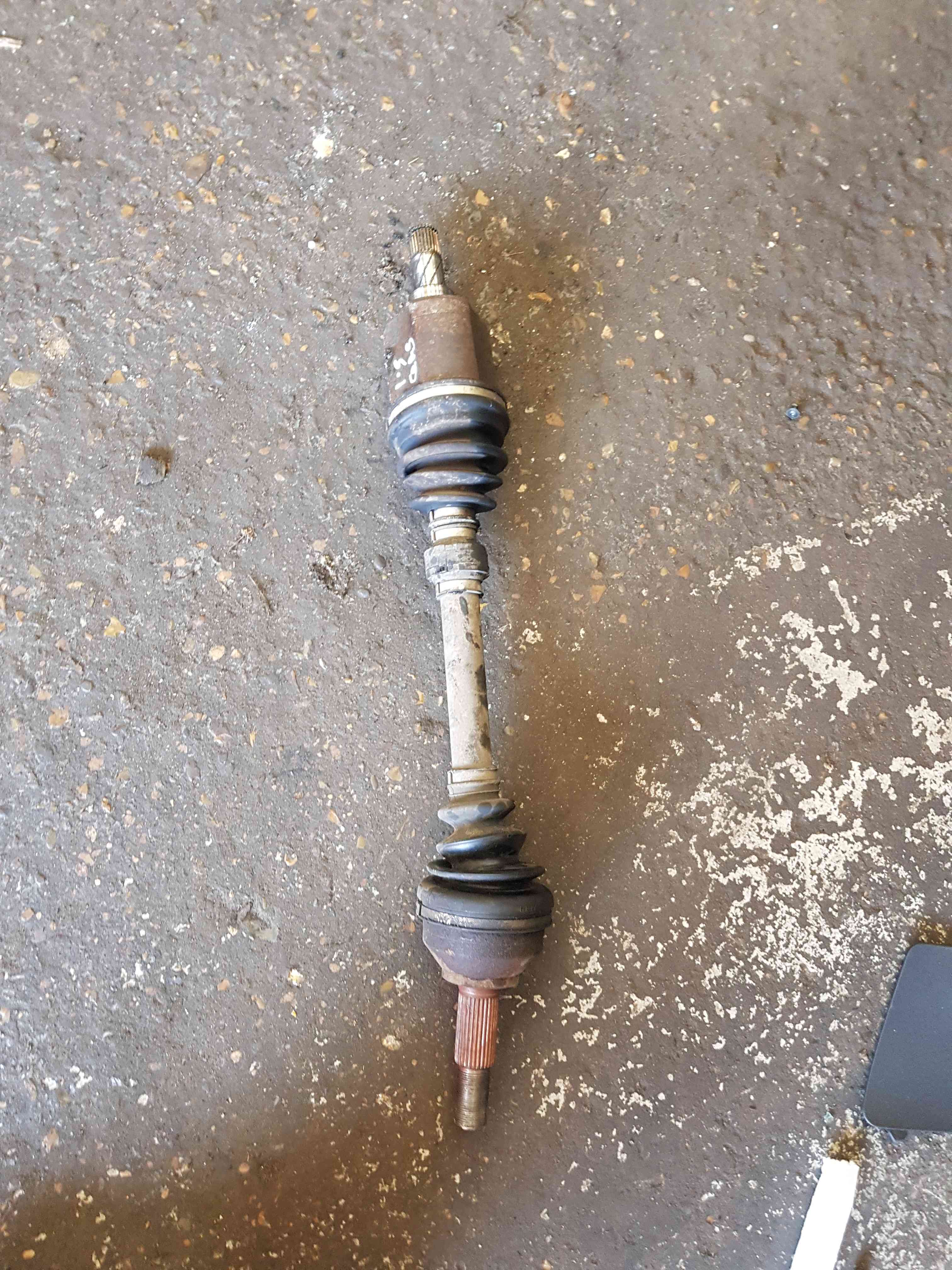 Thumb 4 Nissan Qashqai MK1 2006-2013 1.5 DCI Passenger NSF Front Driveshaft