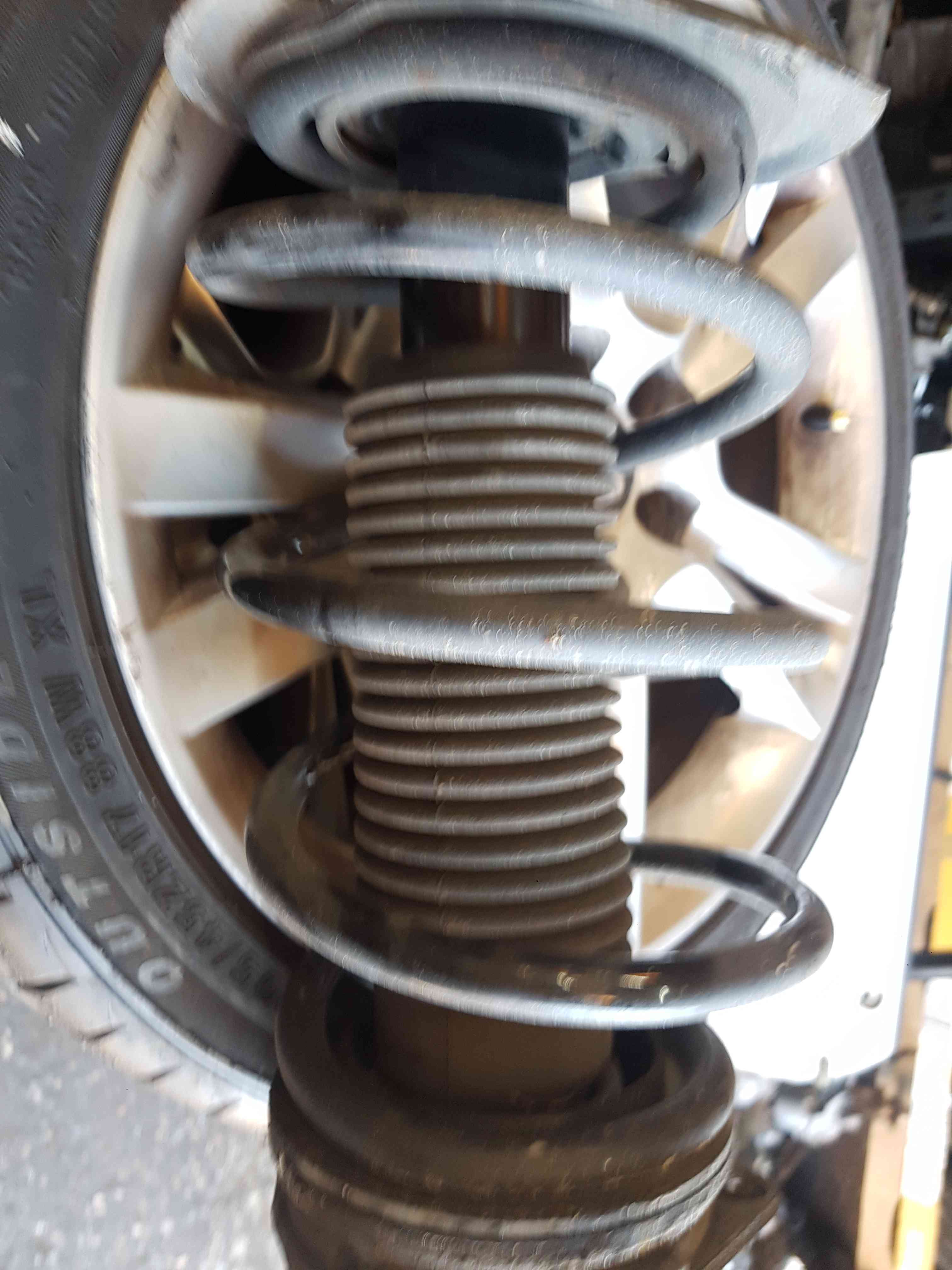 Thumb 4 Nissan Qashqai MK1 2006-2013 1.5 DCI Passenger NSF Front Spring Suspension