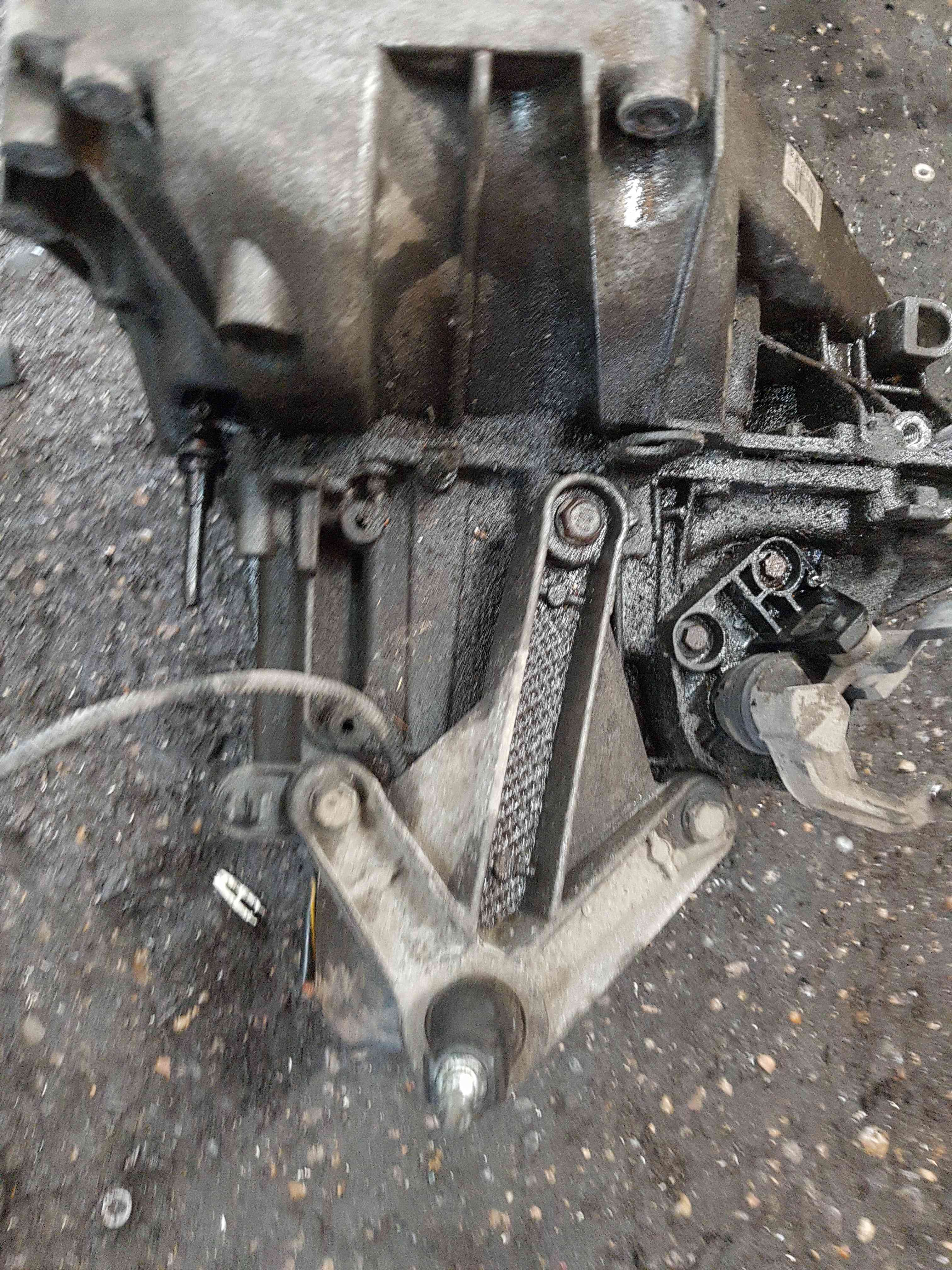 Thumb 2 Nissan Qashqai MK1 2006-2013 1.6 Petrol Manual Gearbox JR5 132
