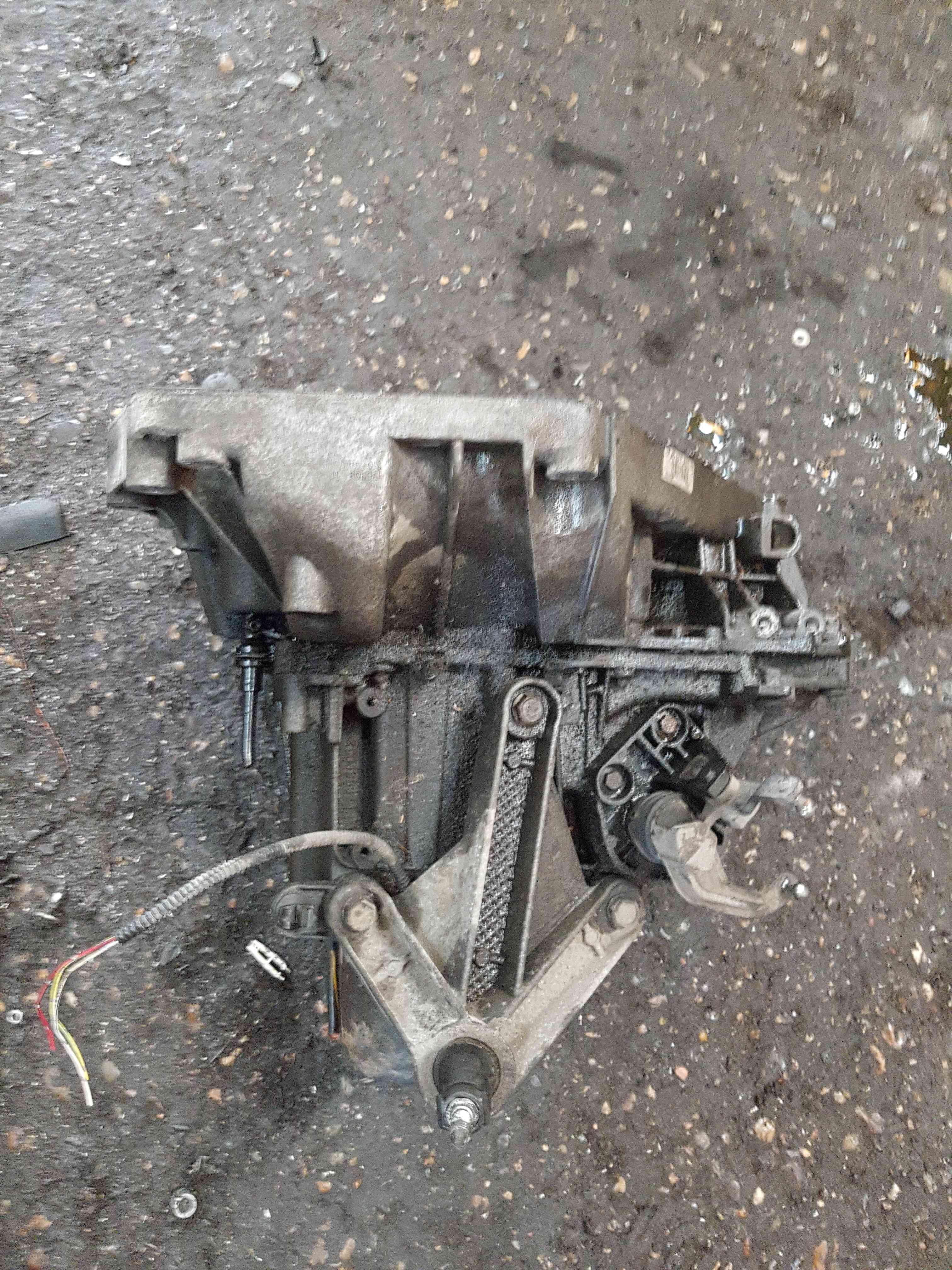 Thumb 5 Nissan Qashqai MK1 2006-2013 1.6 Petrol Manual Gearbox JR5 132