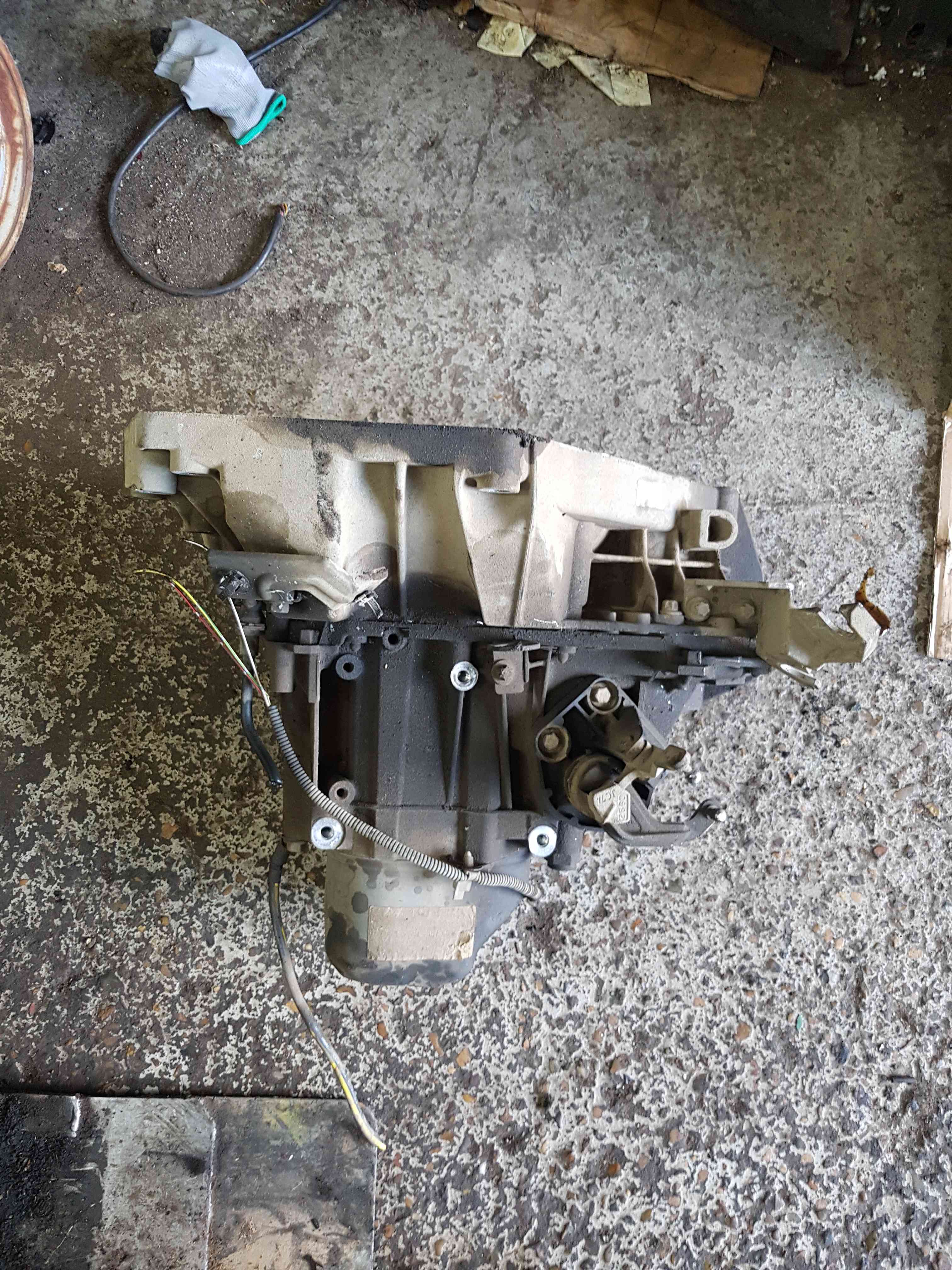 Thumb 2 Nissan Qashqai MK1 2006-2013 1.6 Petrol Manual Gearbox JR5 318 JR5138