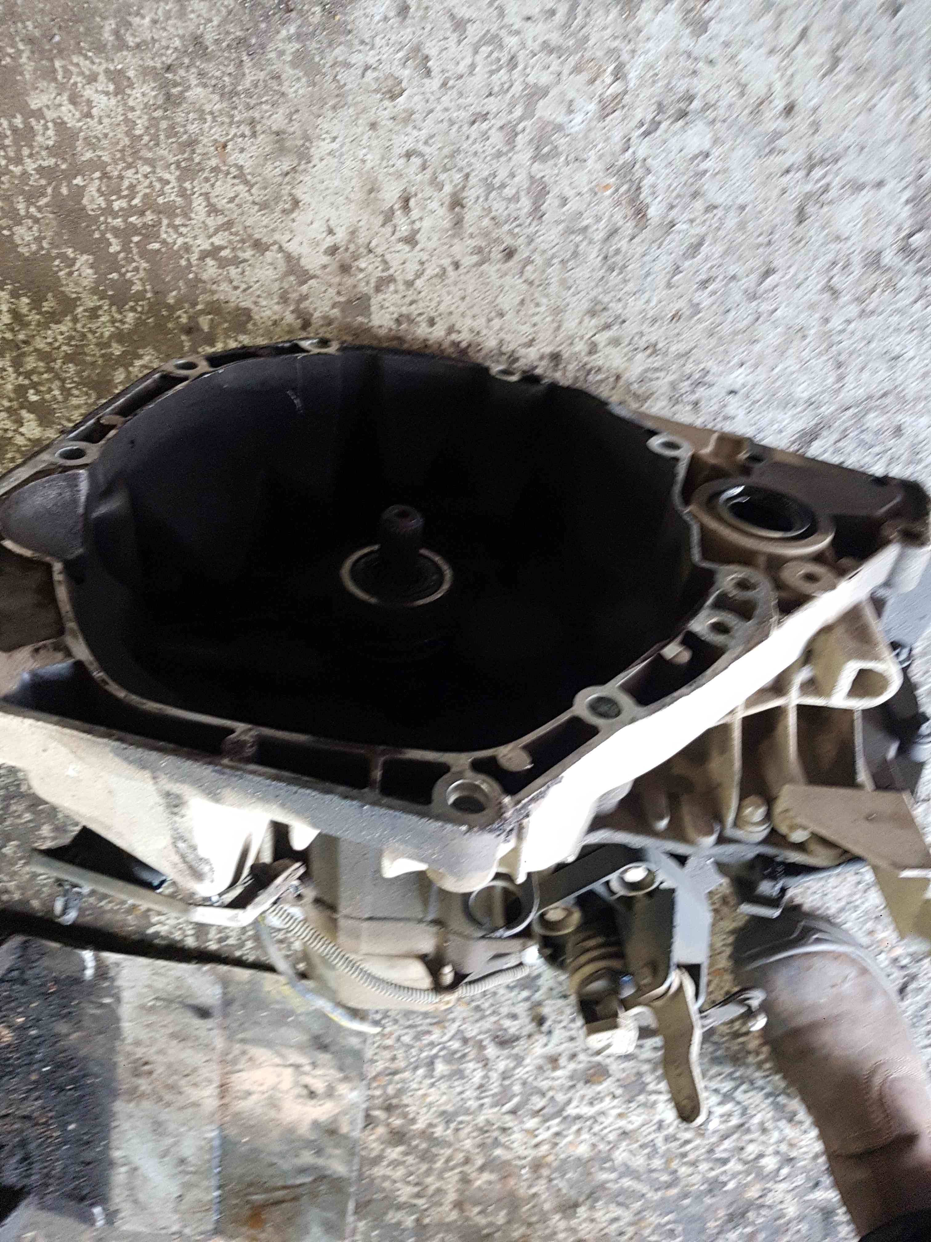 Thumb 3 Nissan Qashqai MK1 2006-2013 1.6 Petrol Manual Gearbox JR5 318 JR5138