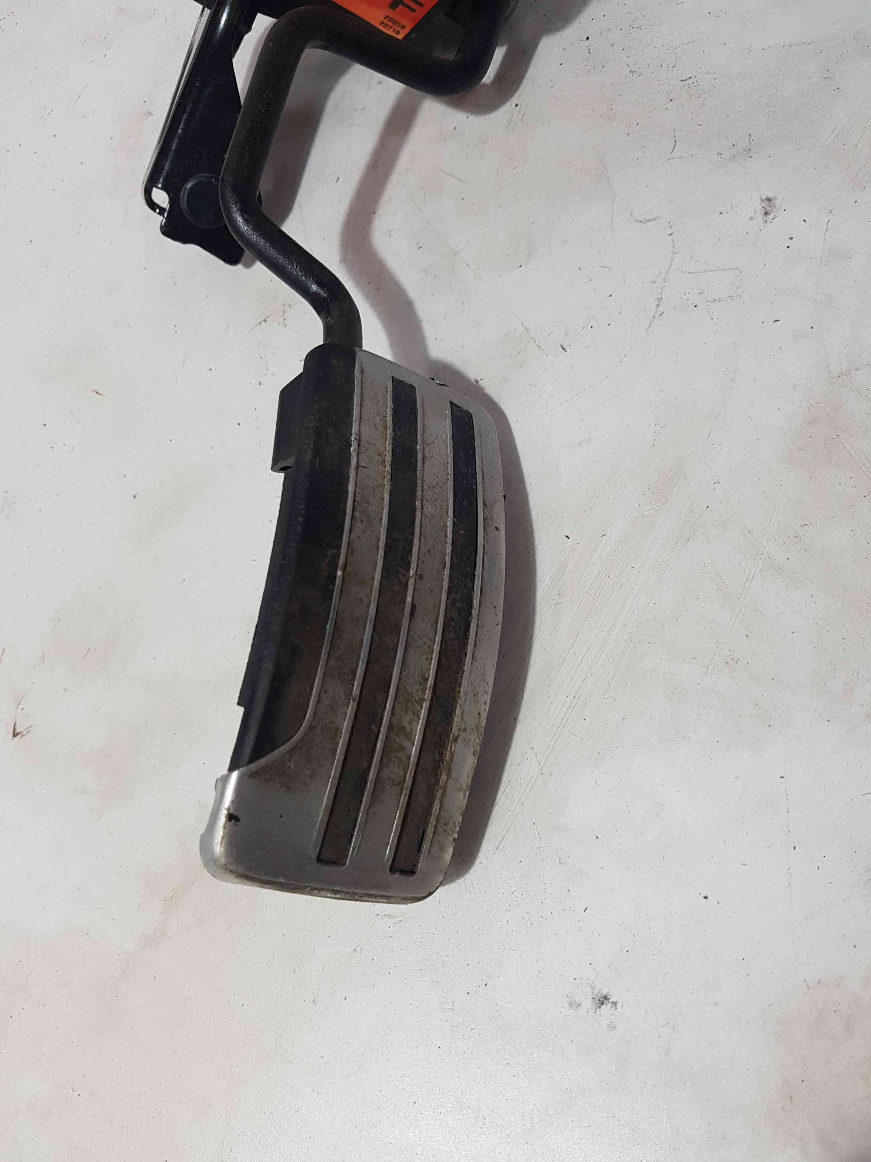 Thumb 3 Nissan Qashqai MK1 2006-2013 Accelerator Pedal Throttle 