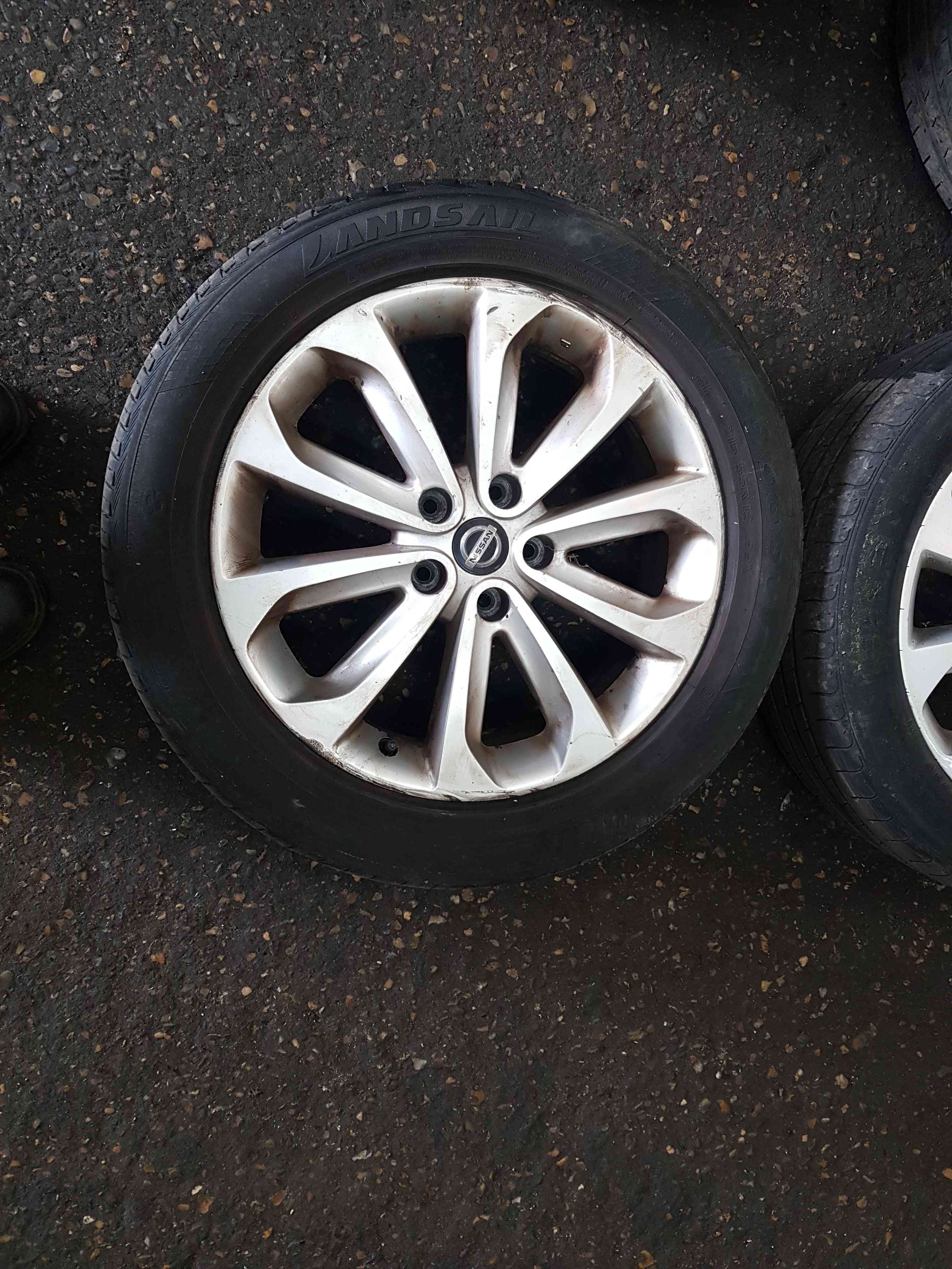 Thumb 2 Nissan Qashqai MK1 2006-2013 Alloy Wheel Tyre 215 55 18  18Inch 4/5