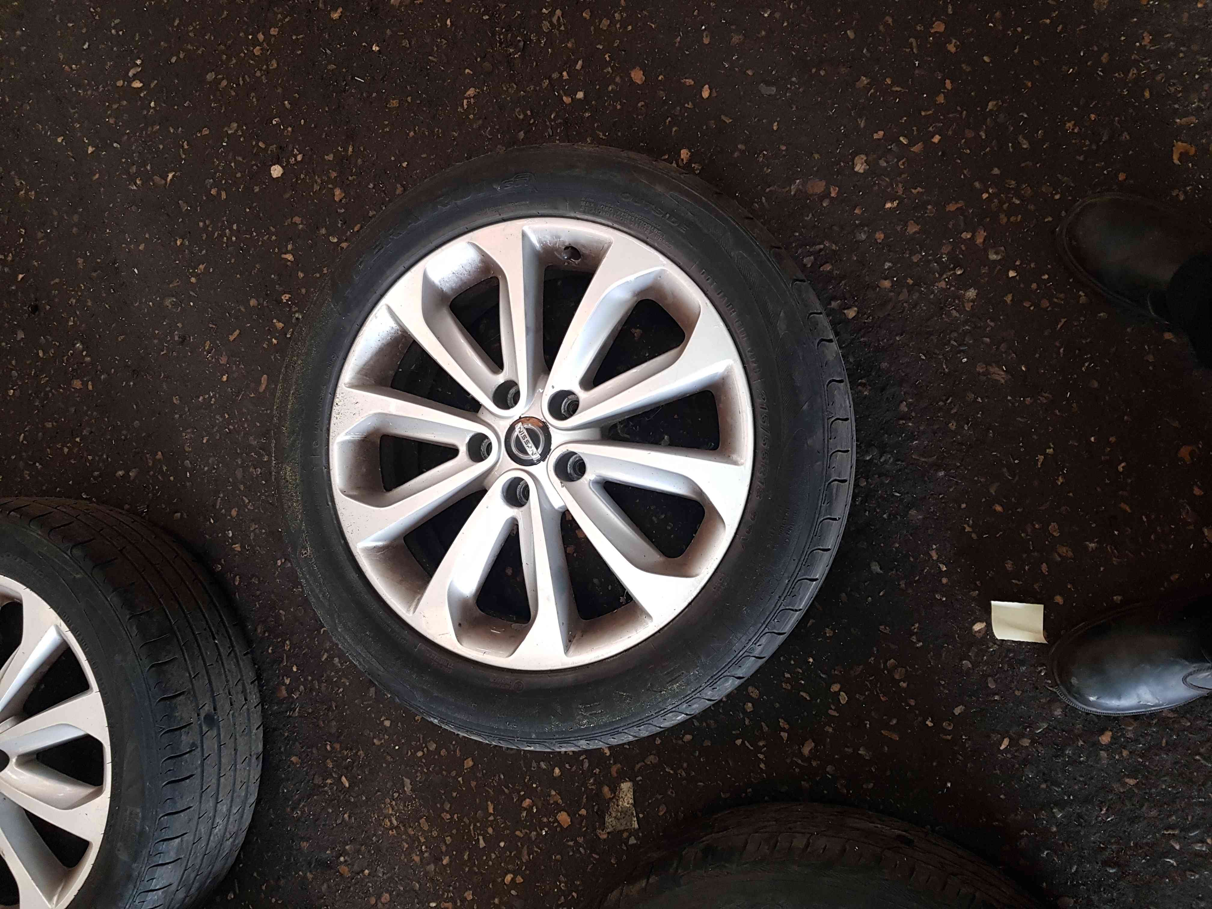 Thumb 9 Nissan Qashqai MK1 2006-2013 Alloy Wheel 18Inch 4/5