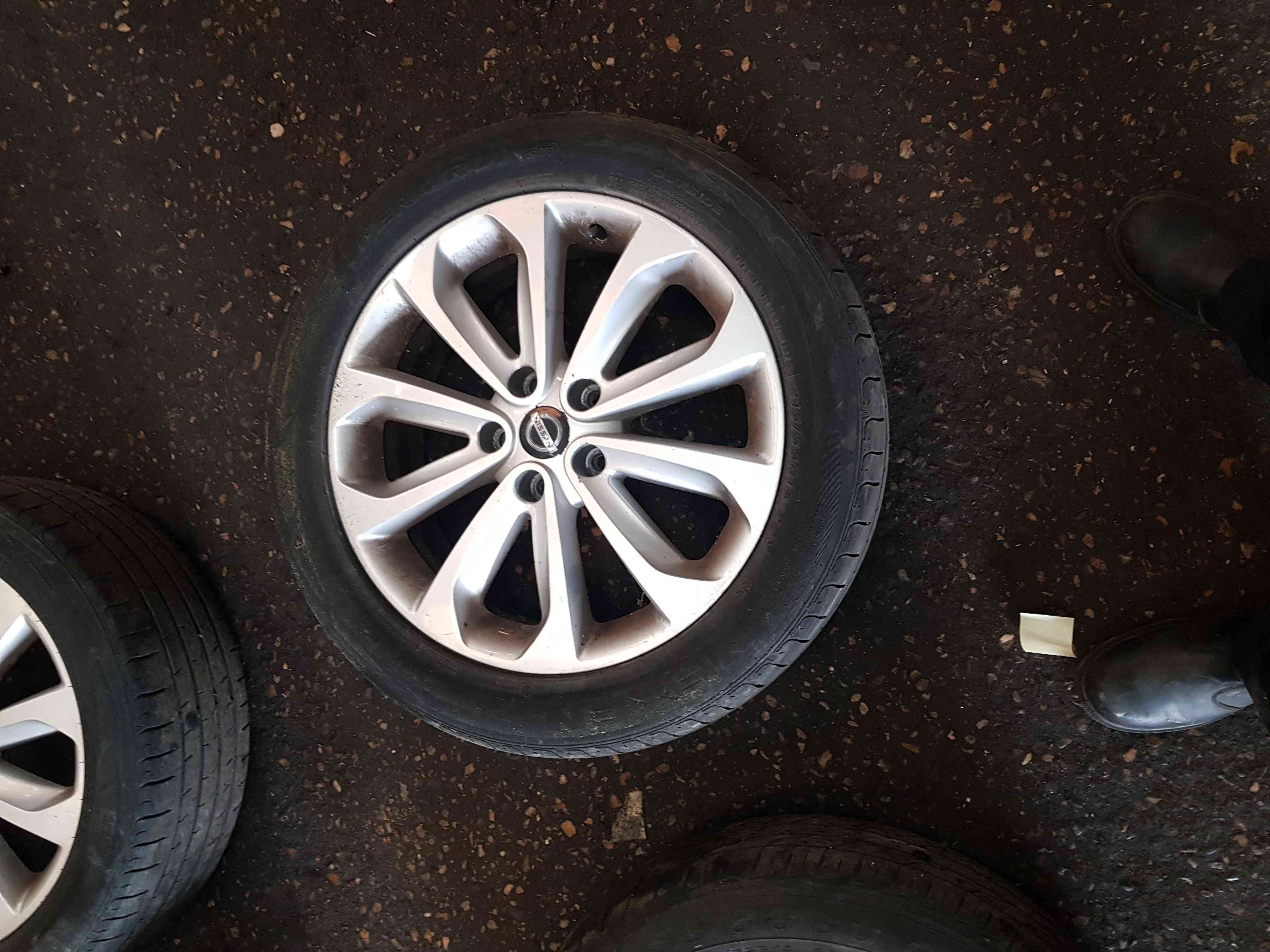 Thumb 10 Nissan Qashqai MK1 2006-2013 Alloy Wheel 18Inch 4/5