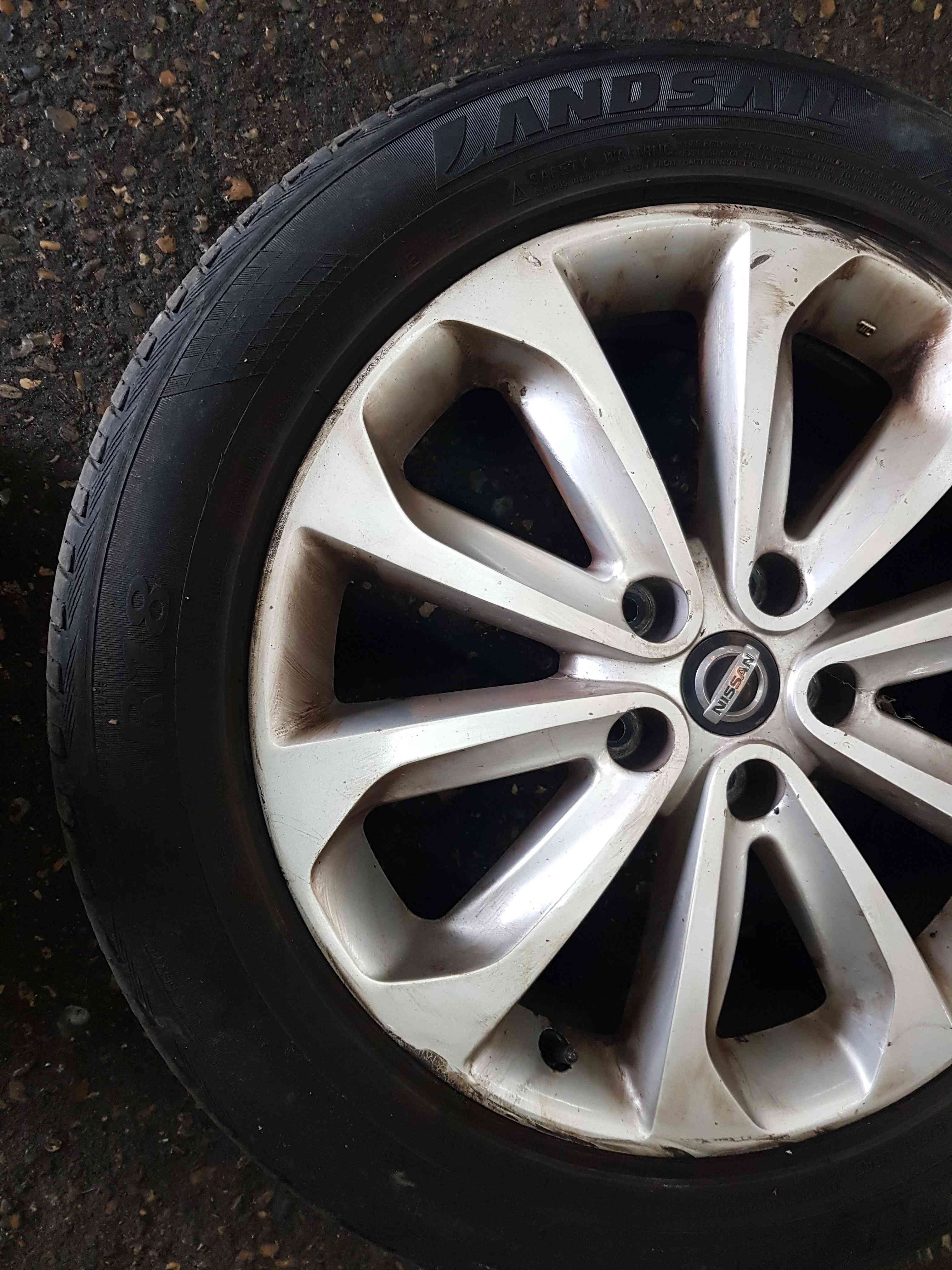 Thumb 3 Nissan Qashqai MK1 2006-2013 Alloy Wheel Tyre 215 55 18  18Inch 4/5