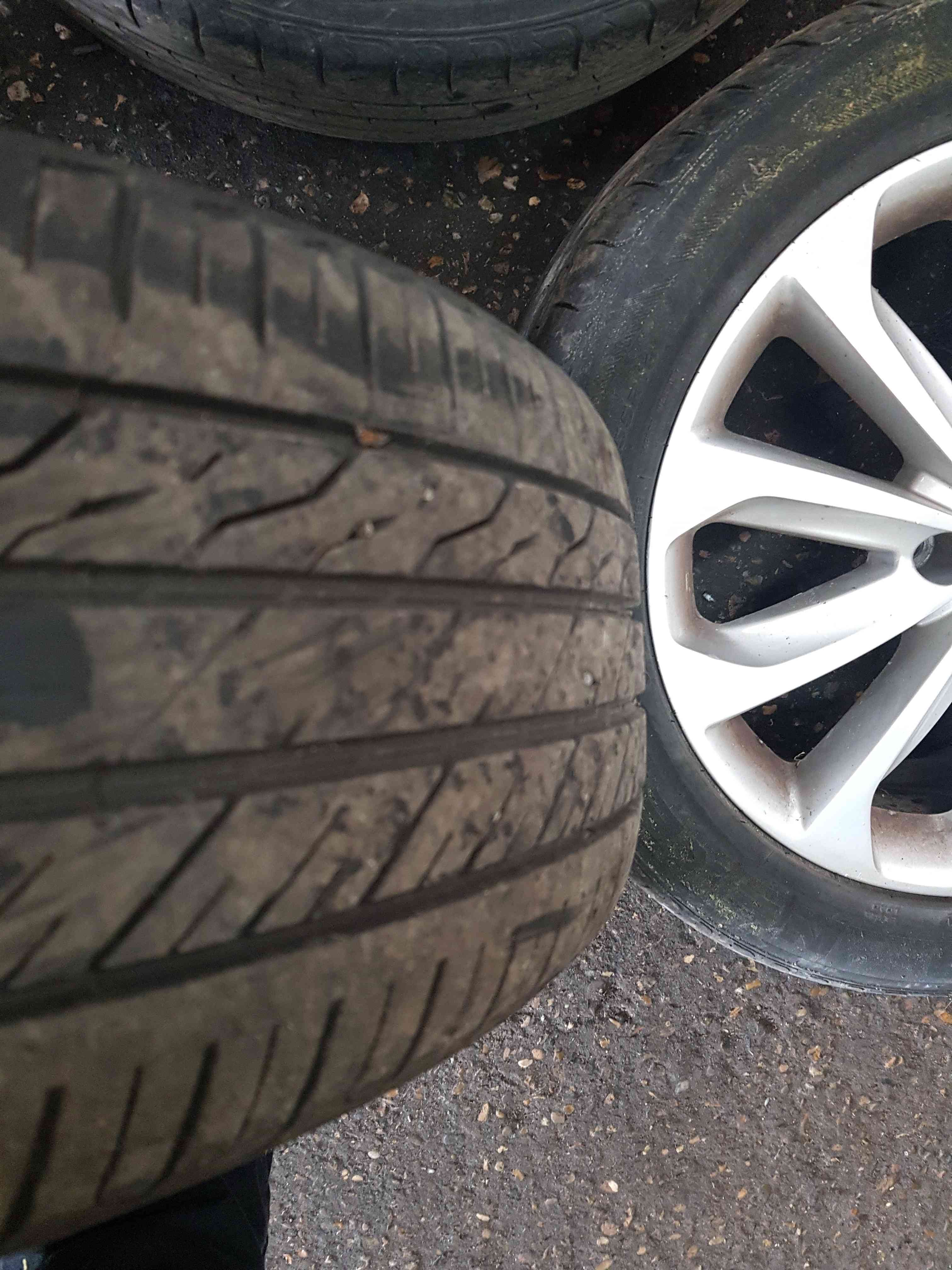 Thumb 8 Nissan Qashqai MK1 2006-2013 Alloy Wheel Tyre 215 55 18  18Inch 4/5