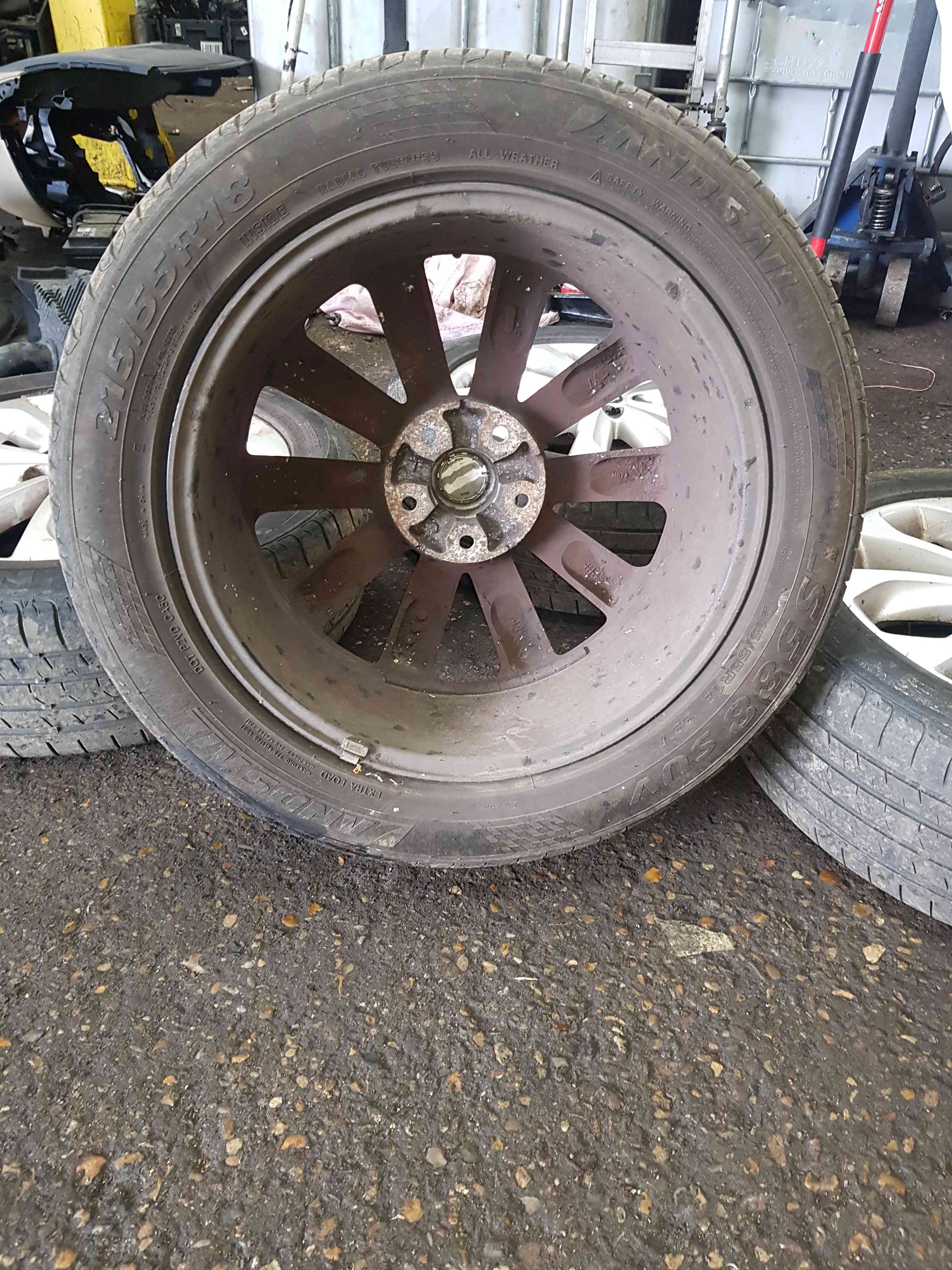 Thumb 9 Nissan Qashqai MK1 2006-2013 Alloy Wheel Tyre 215 55 18  18Inch 4/5