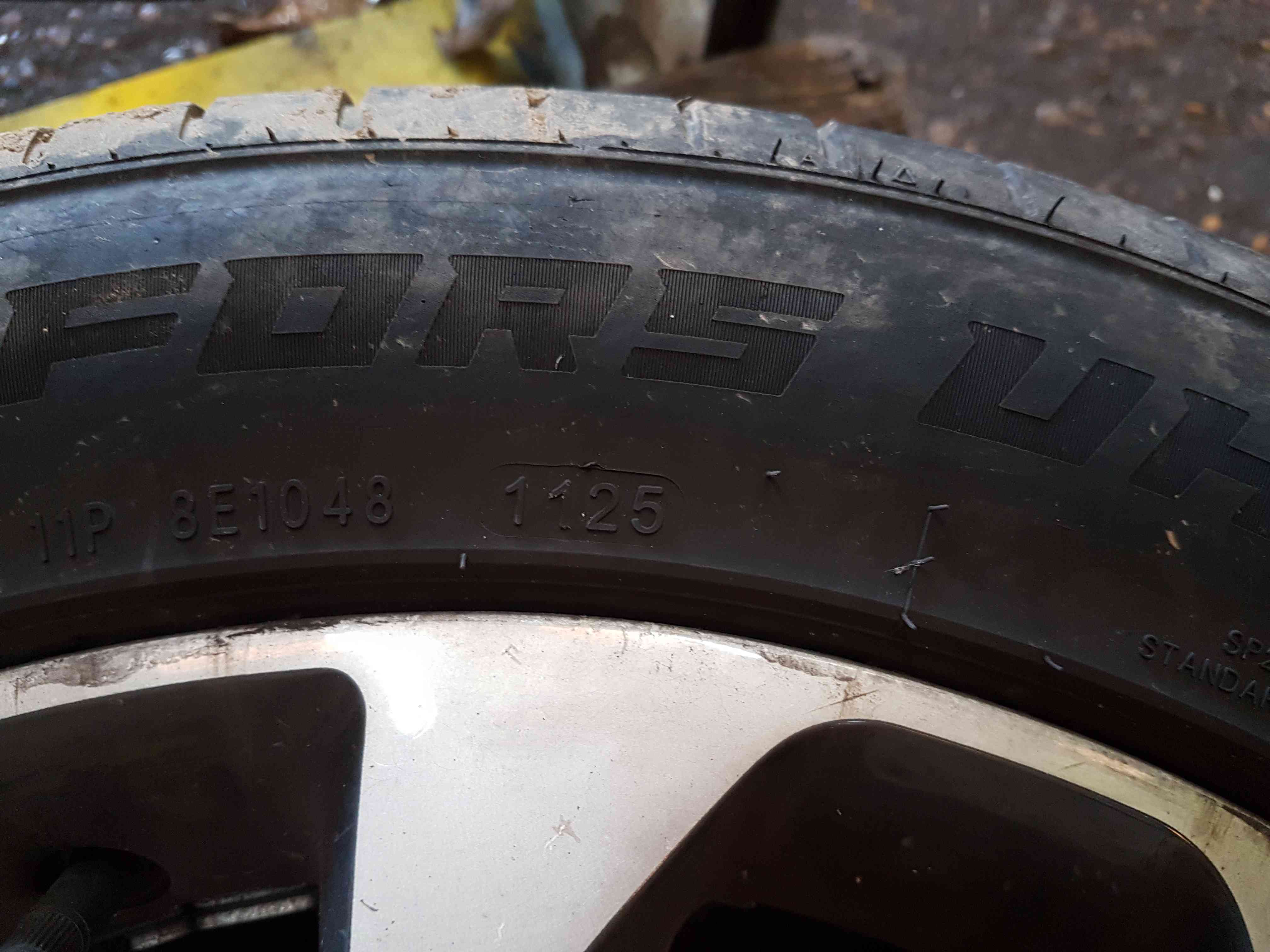 Thumb 11 Nissan Qashqai MK1 2006-2013 Alloy Wheel Tyre 215 55 18  18inch 4/5