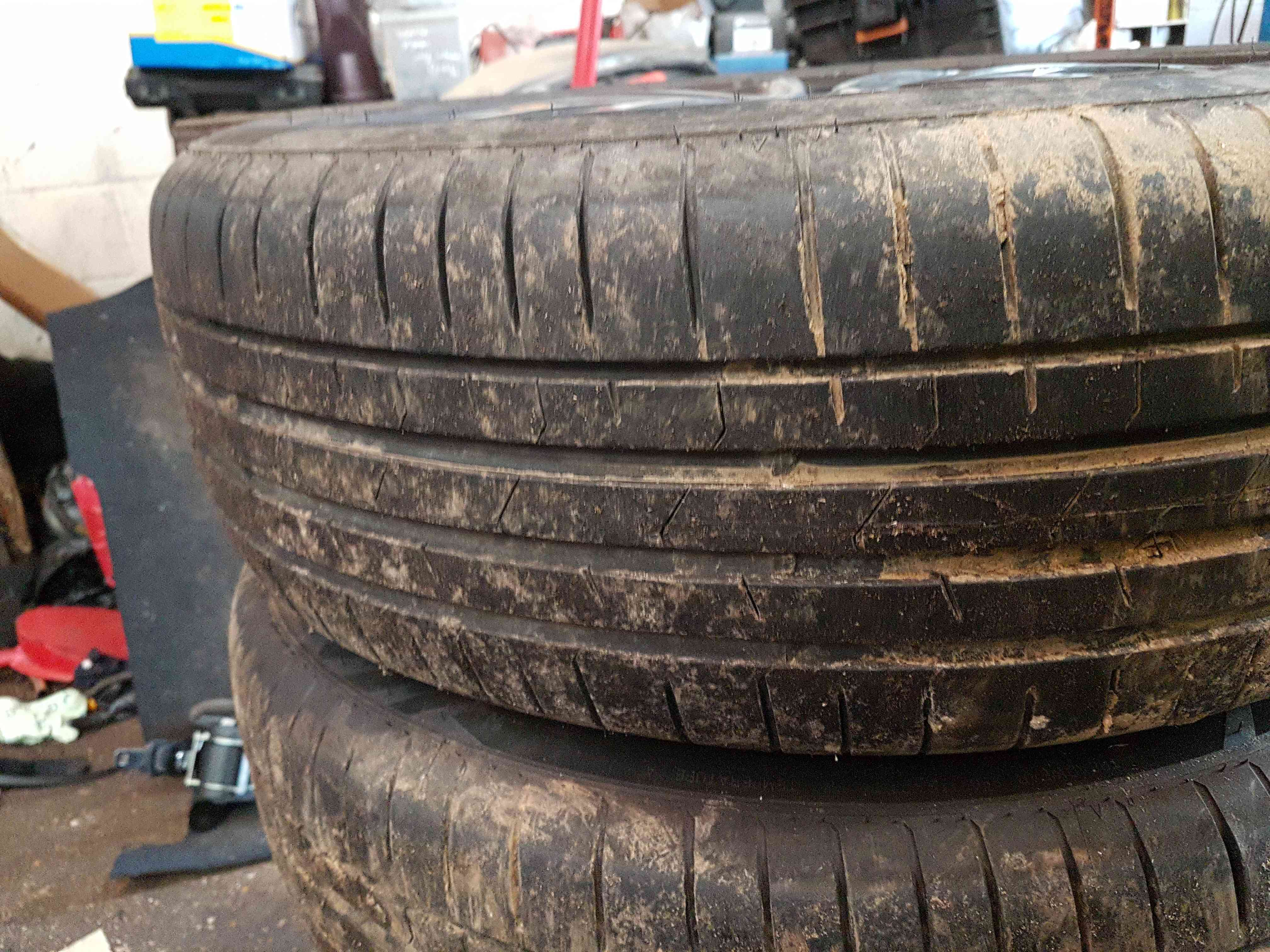 Thumb 5 Nissan Qashqai MK1 2006-2013 Alloy Wheel Tyre 215 55 18  18inch 4/5