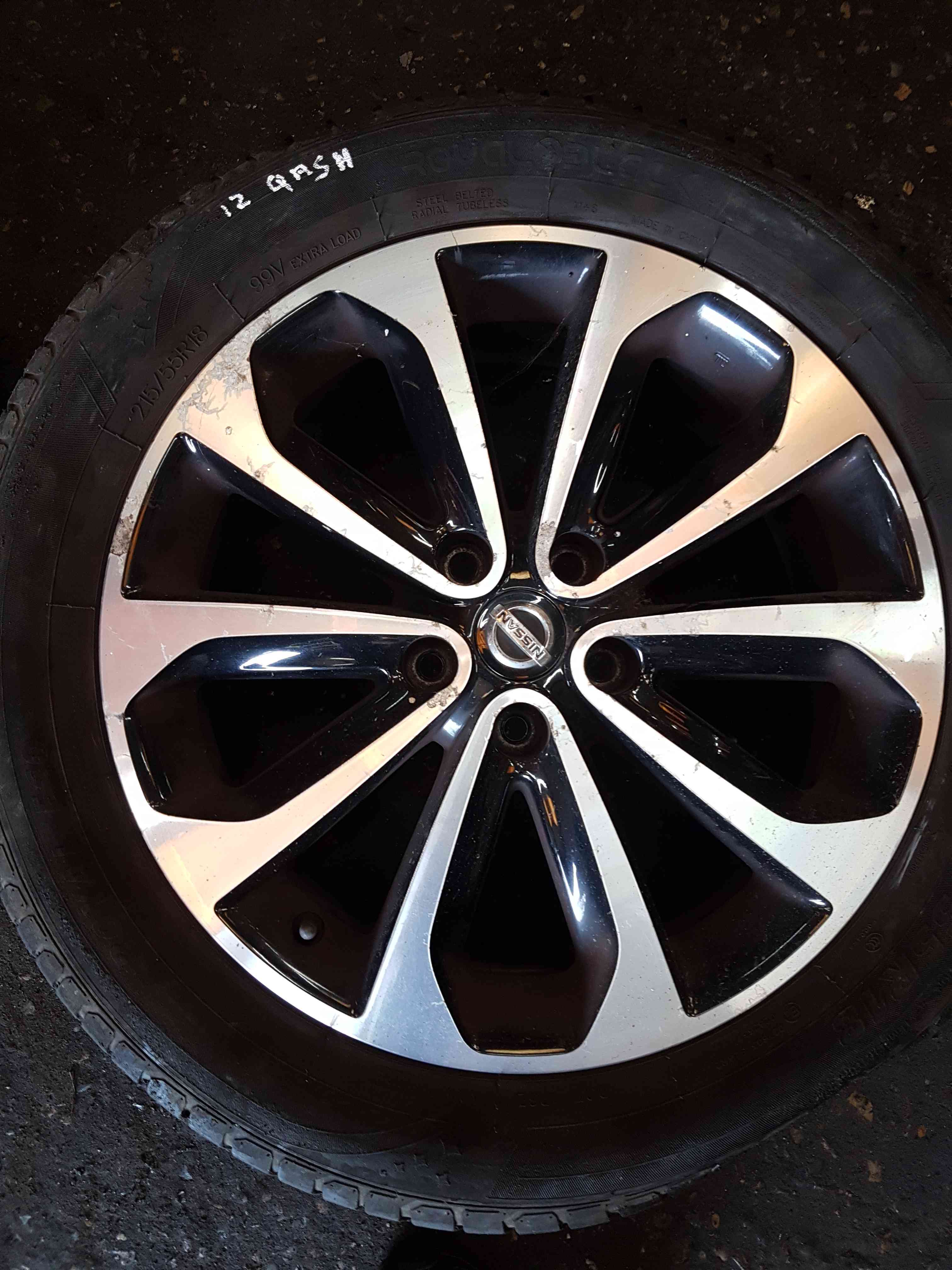 Thumb 4 Nissan Qashqai MK1 2006-2013 Alloy Wheel Tyre 215 55 18 18Inch 3/5 40300Jd18c
