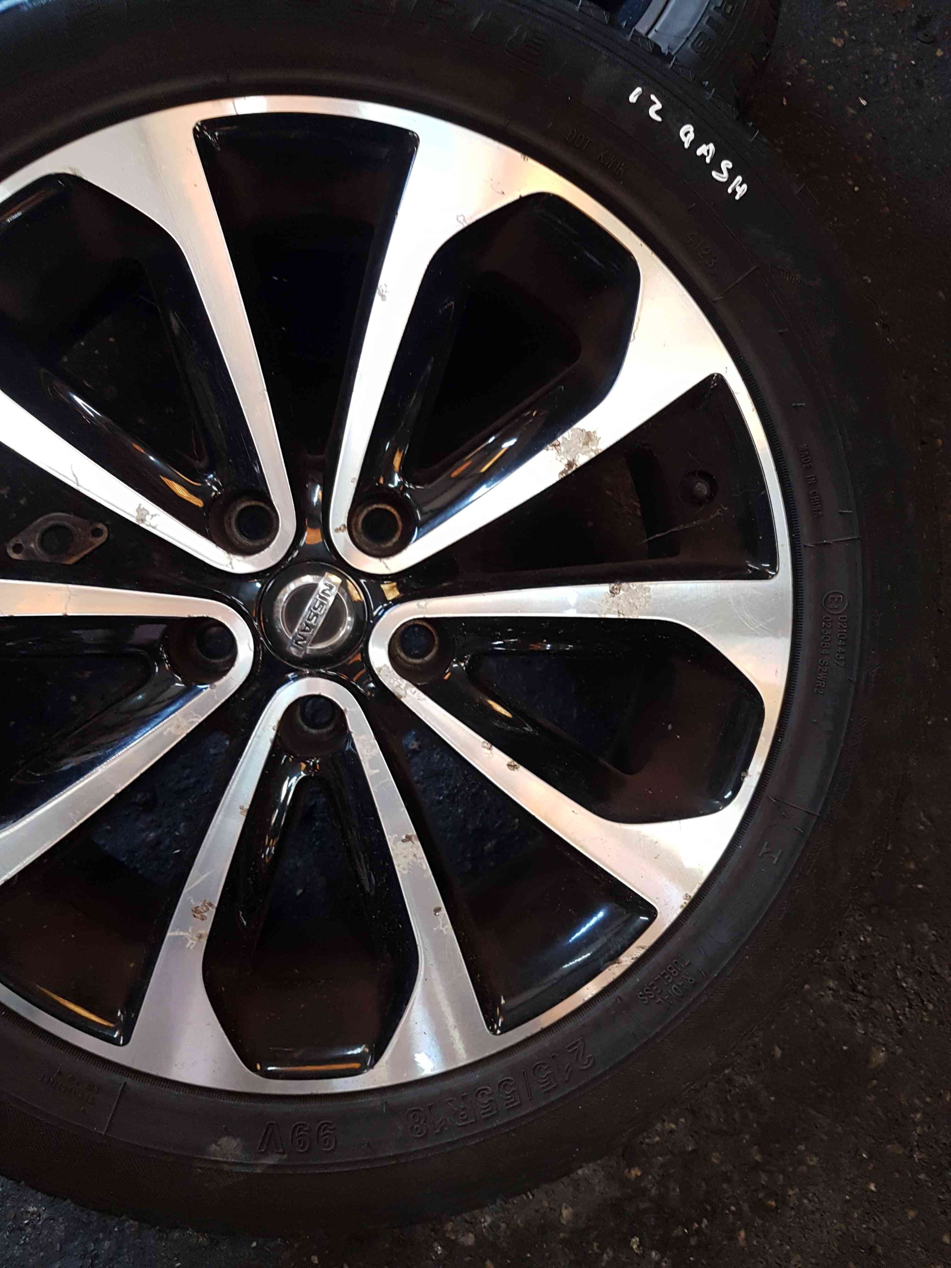 Thumb 3 Nissan Qashqai MK1 2006-2013 Alloy Wheel Tyre 215 55 18 18Inch 3/5 40300Jd18c 6m