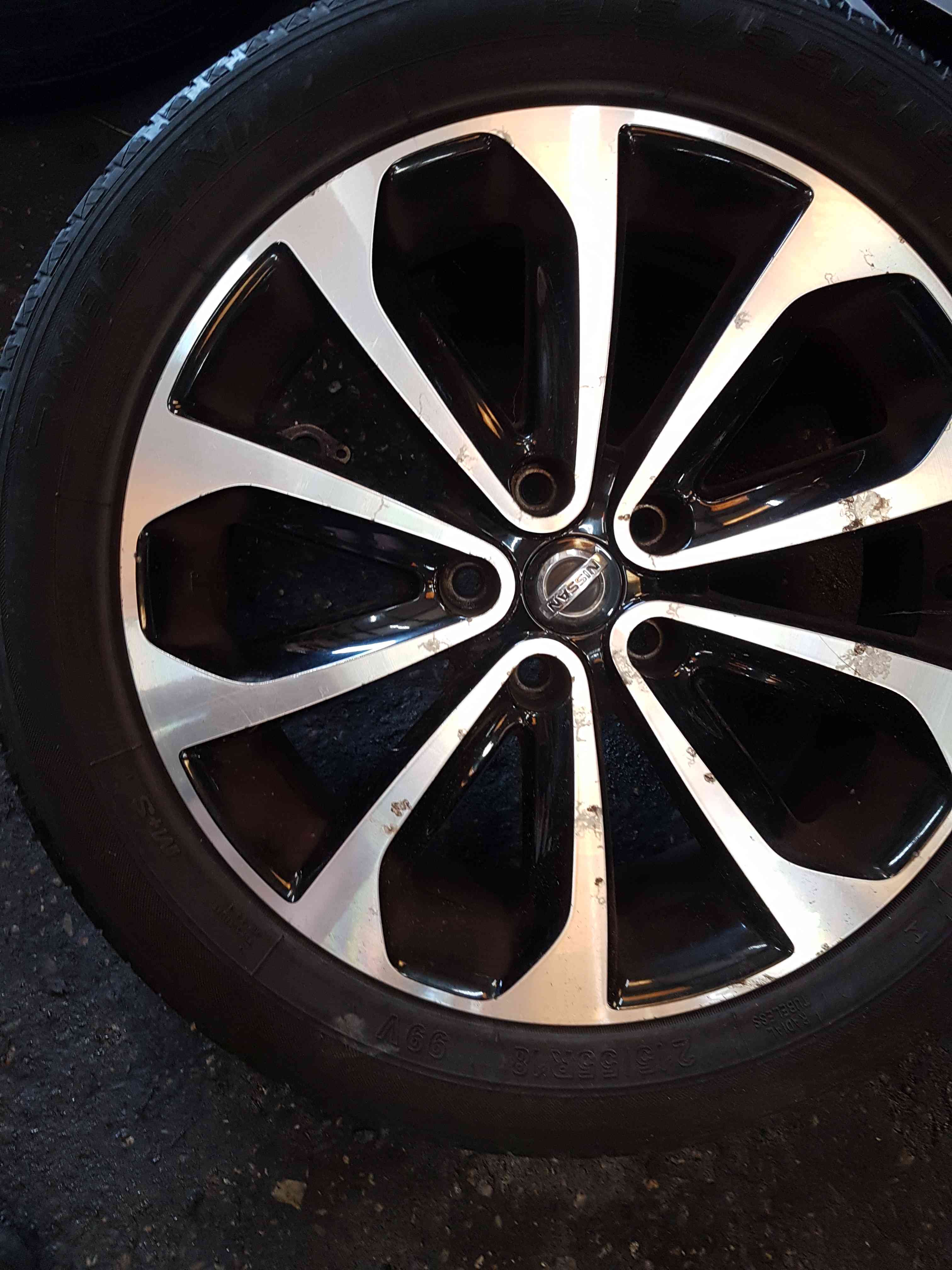Thumb 4 Nissan Qashqai MK1 2006-2013 Alloy Wheel Tyre 215 55 18 18Inch 3/5 40300Jd18c 6m