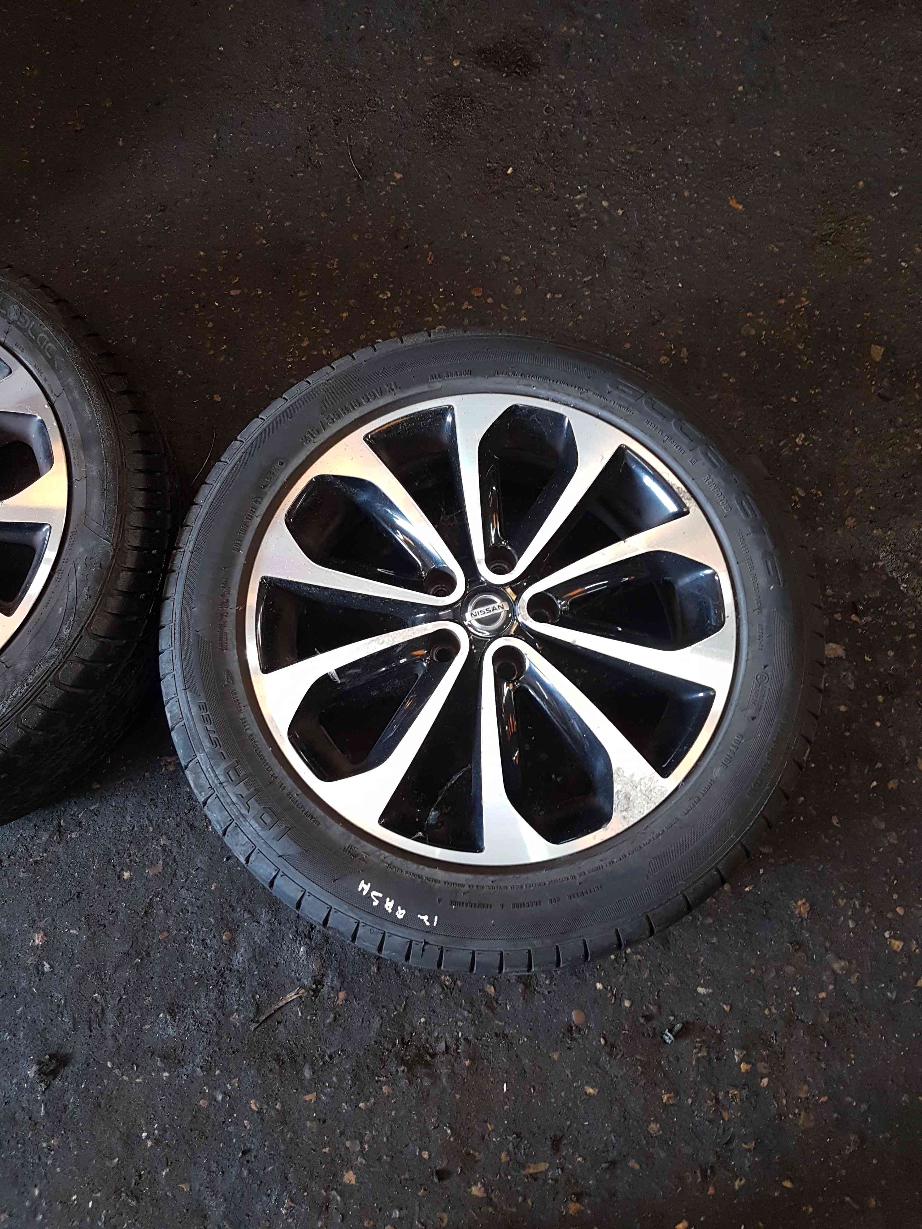 Thumb 5 Nissan Qashqai MK1 2006-2013 Alloy Wheel Tyre 215 55 18 18Inch 4/5 40300Jd18c