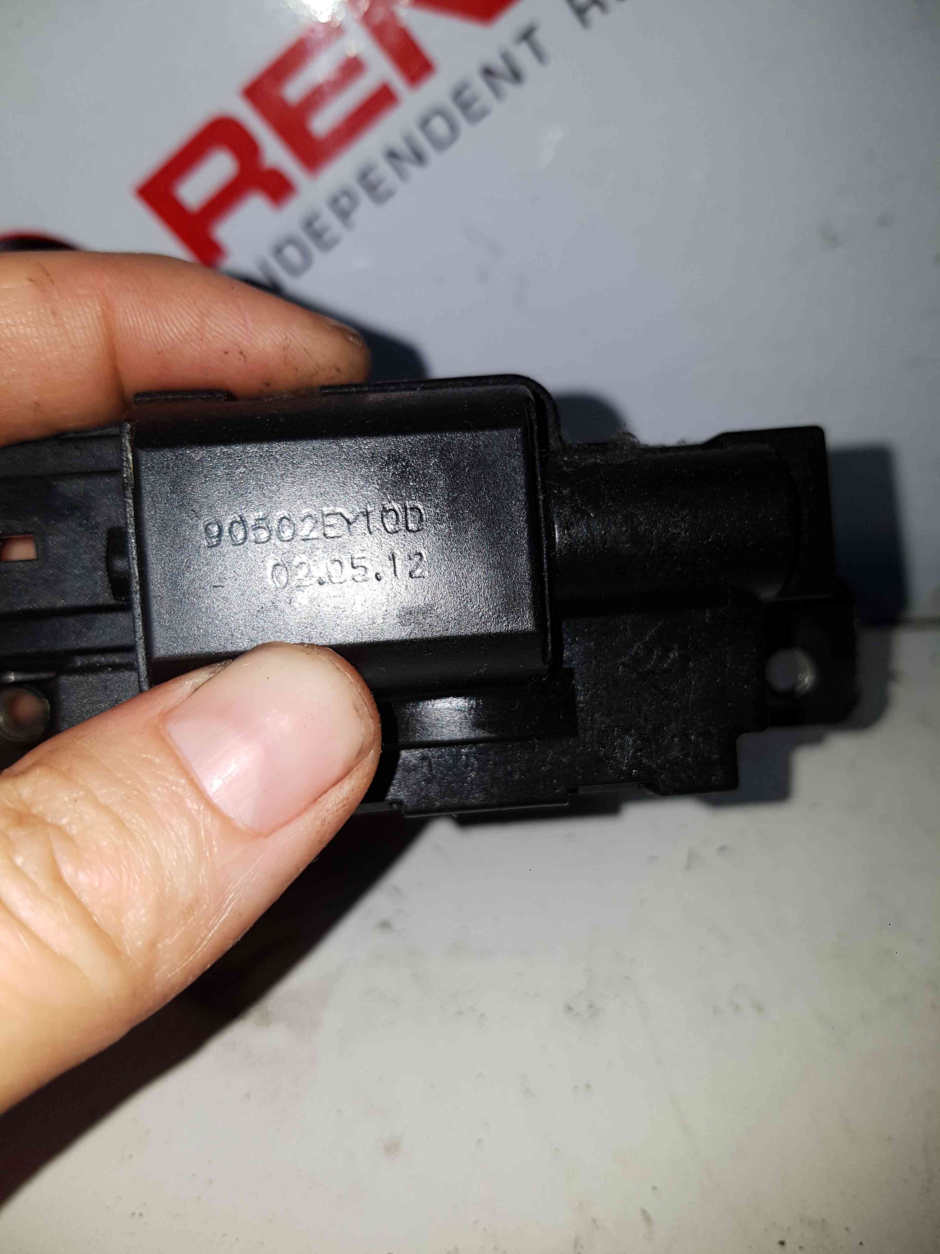 Thumb 5 Nissan Qashqai MK1 2006-2013 Boot Lock Mechanism Catch 90502Ey10d