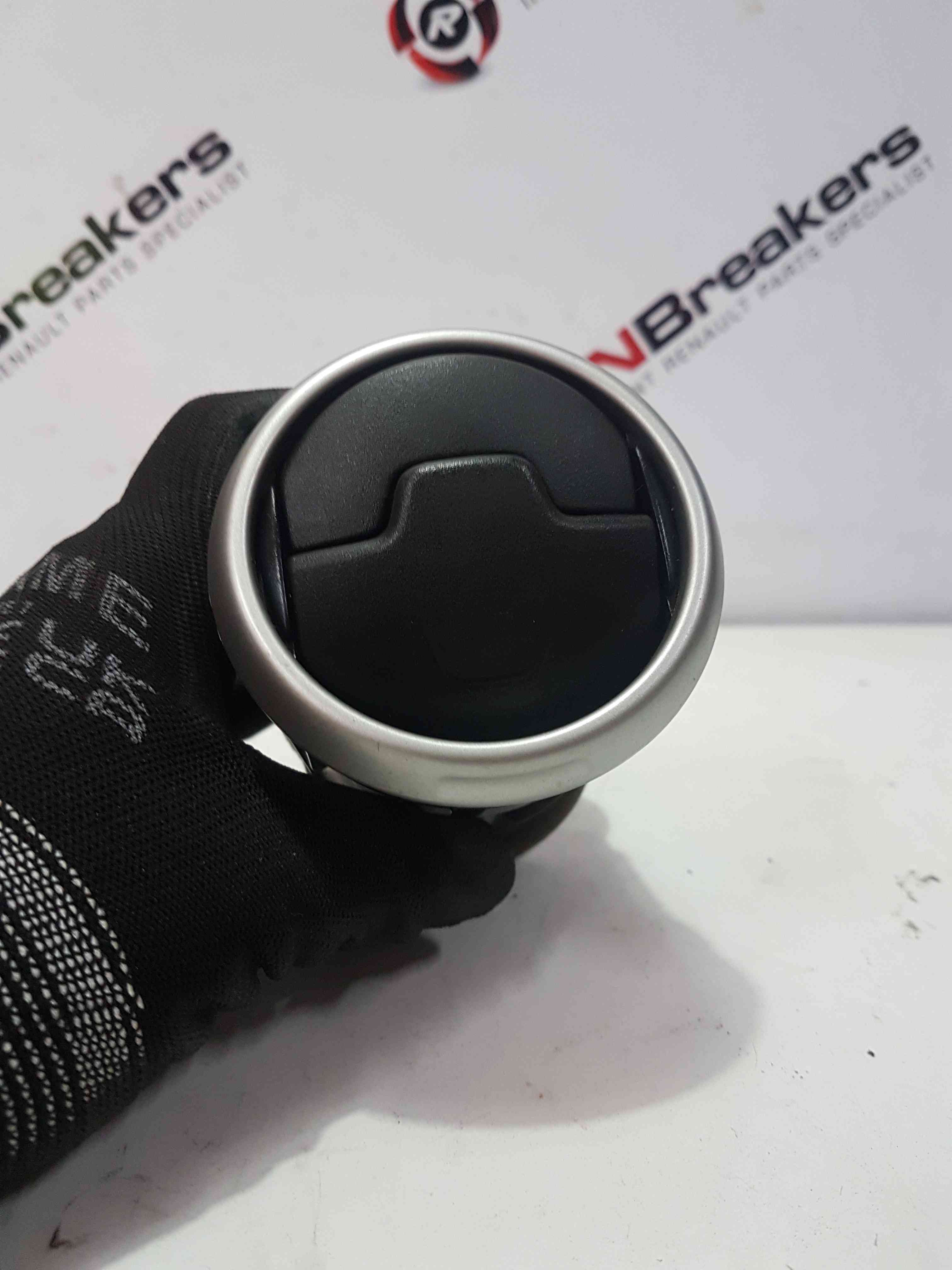 Thumb 6 Nissan Qashqai MK1 2006-2013 Dashboard Heater Vent OSF
