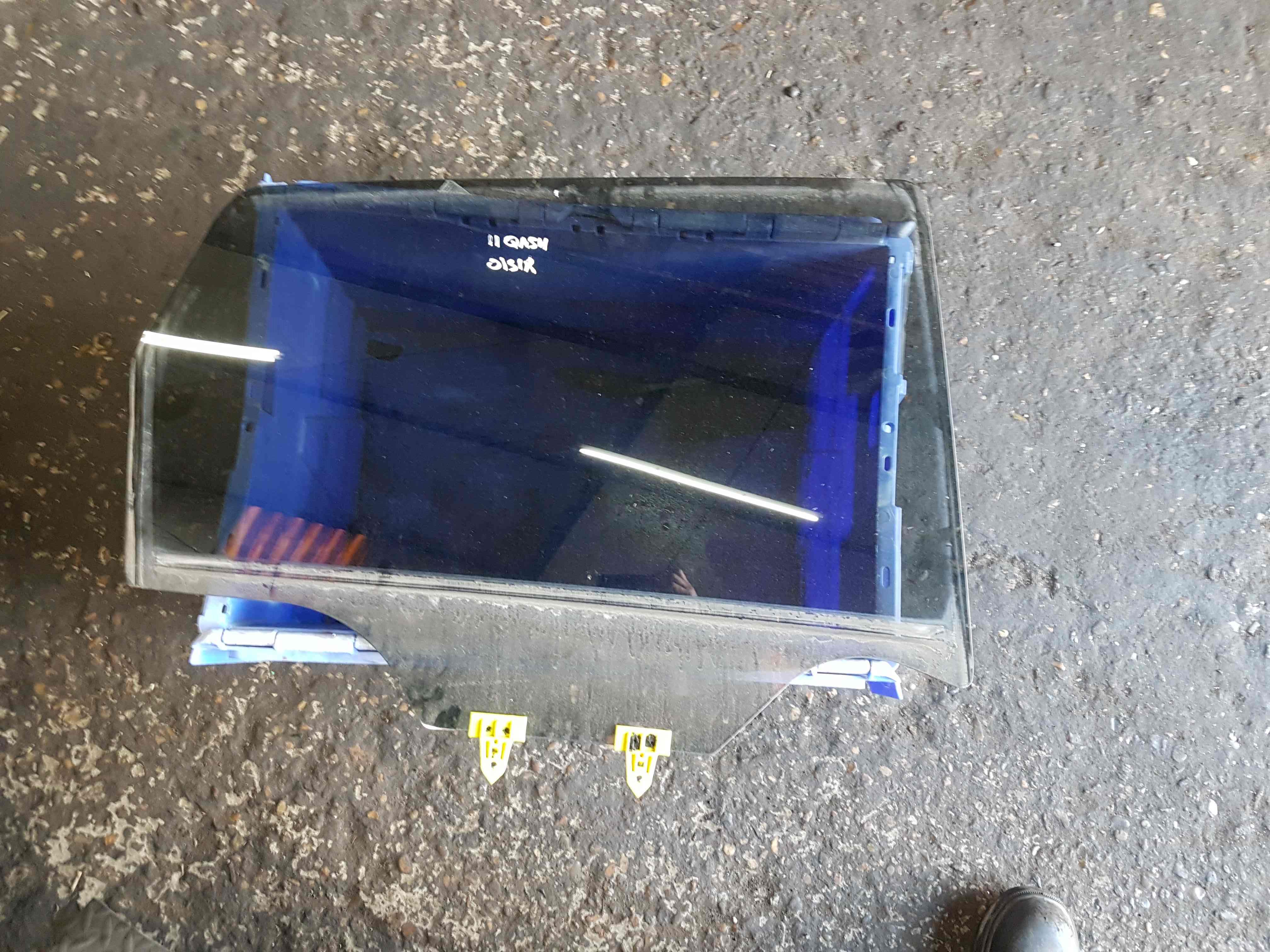 Thumb 3 Nissan Qashqai MK1 2006-2013 Drivers OSR Rear Window Glass Tinted