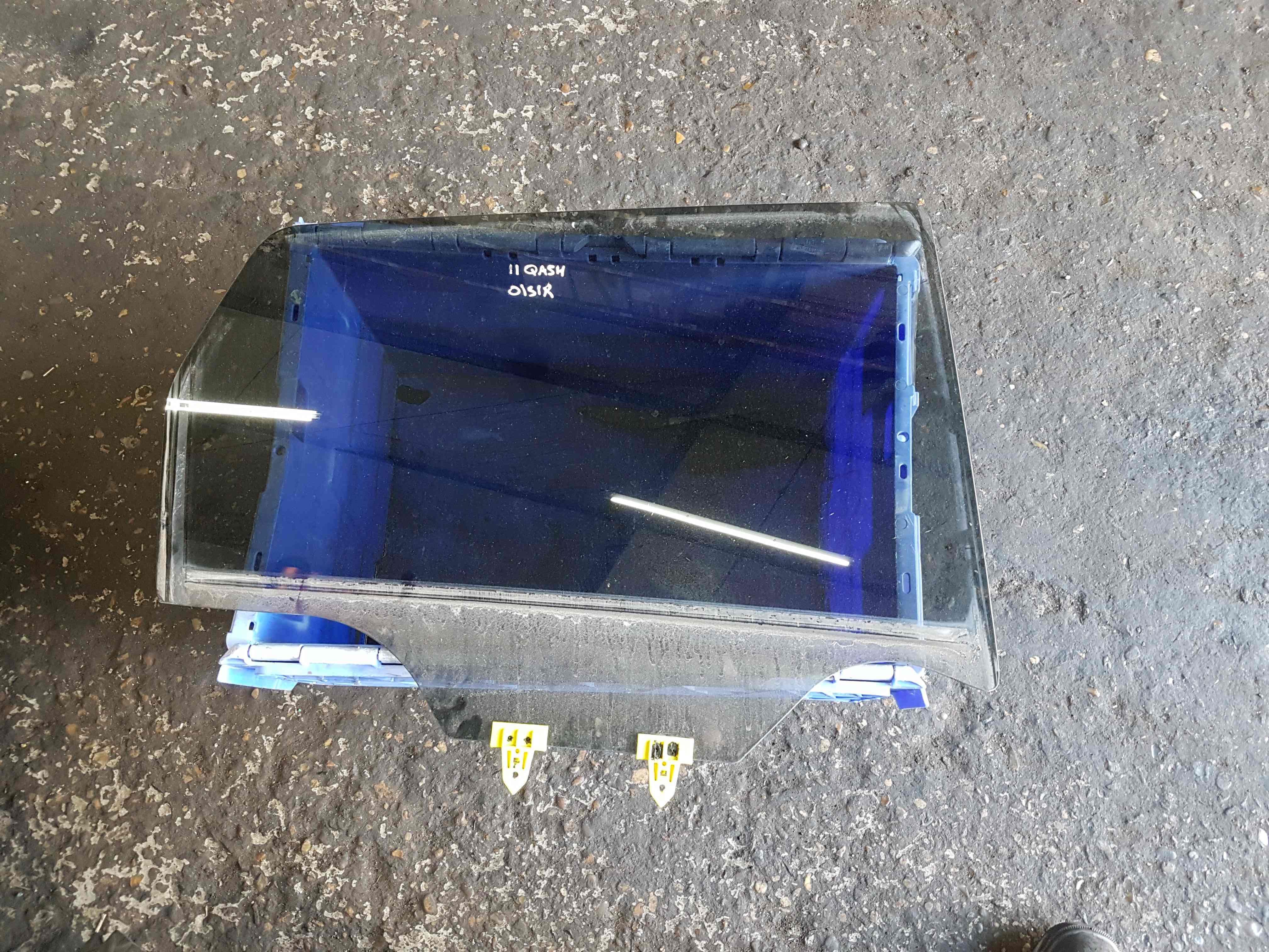 Thumb 5 Nissan Qashqai MK1 2006-2013 Drivers OSR Rear Window Glass Tinted