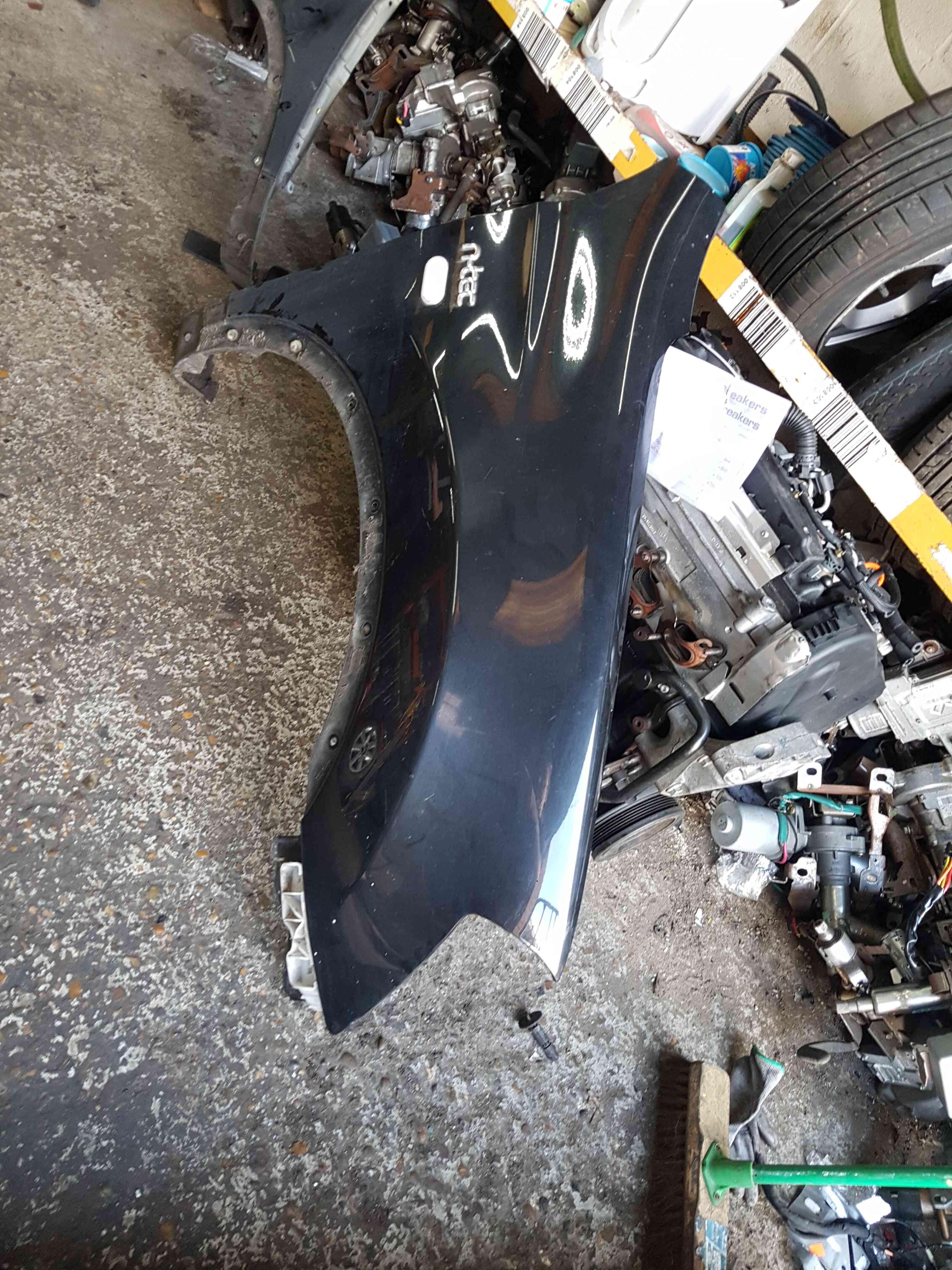 Thumb 3 Nissan Qashqai MK1 2006-2013 Drivers Os Wing Black Z11
