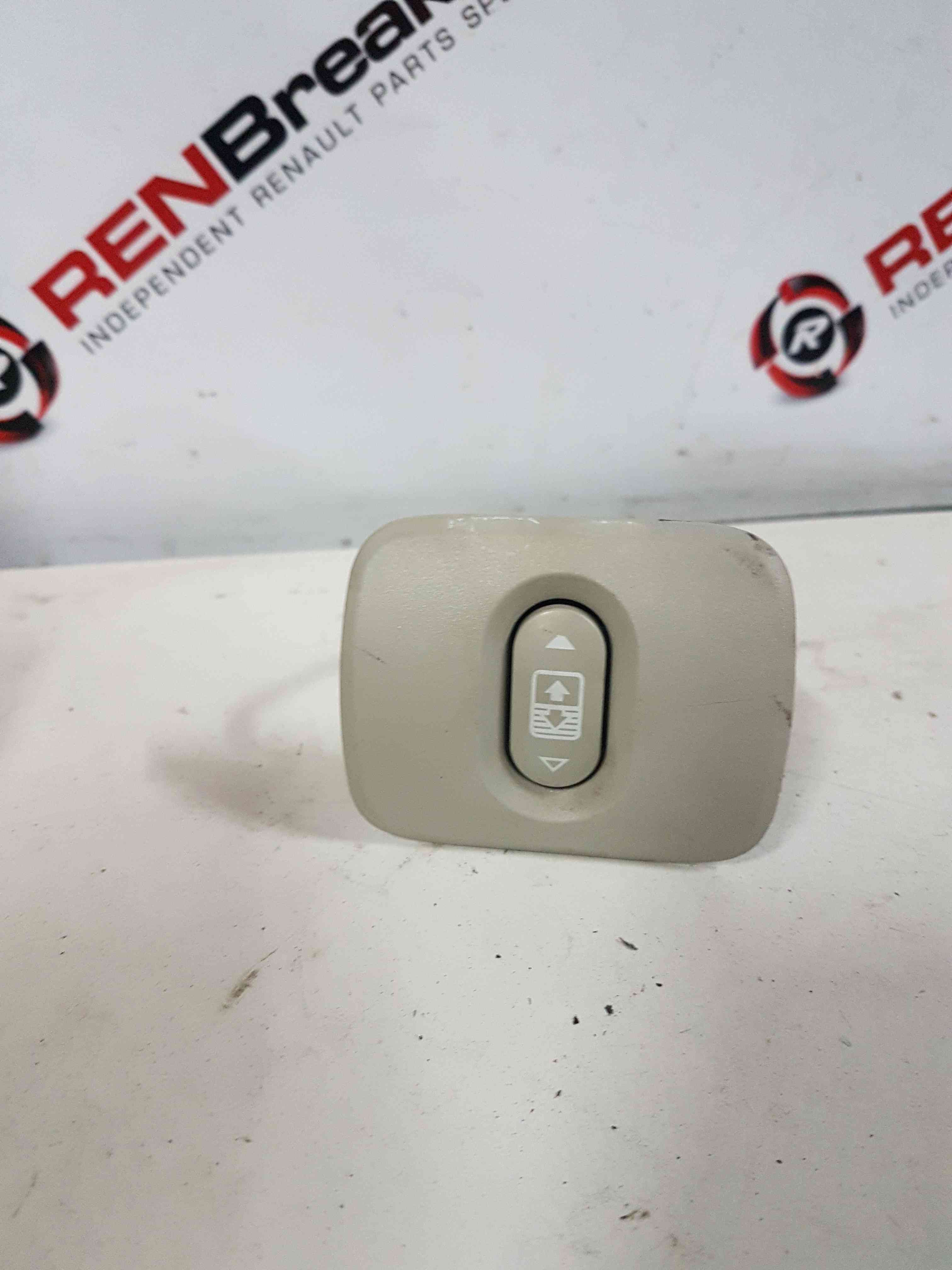 Thumb 4 Nissan Qashqai MK1 2006-2013 Electric Sunroof Switch