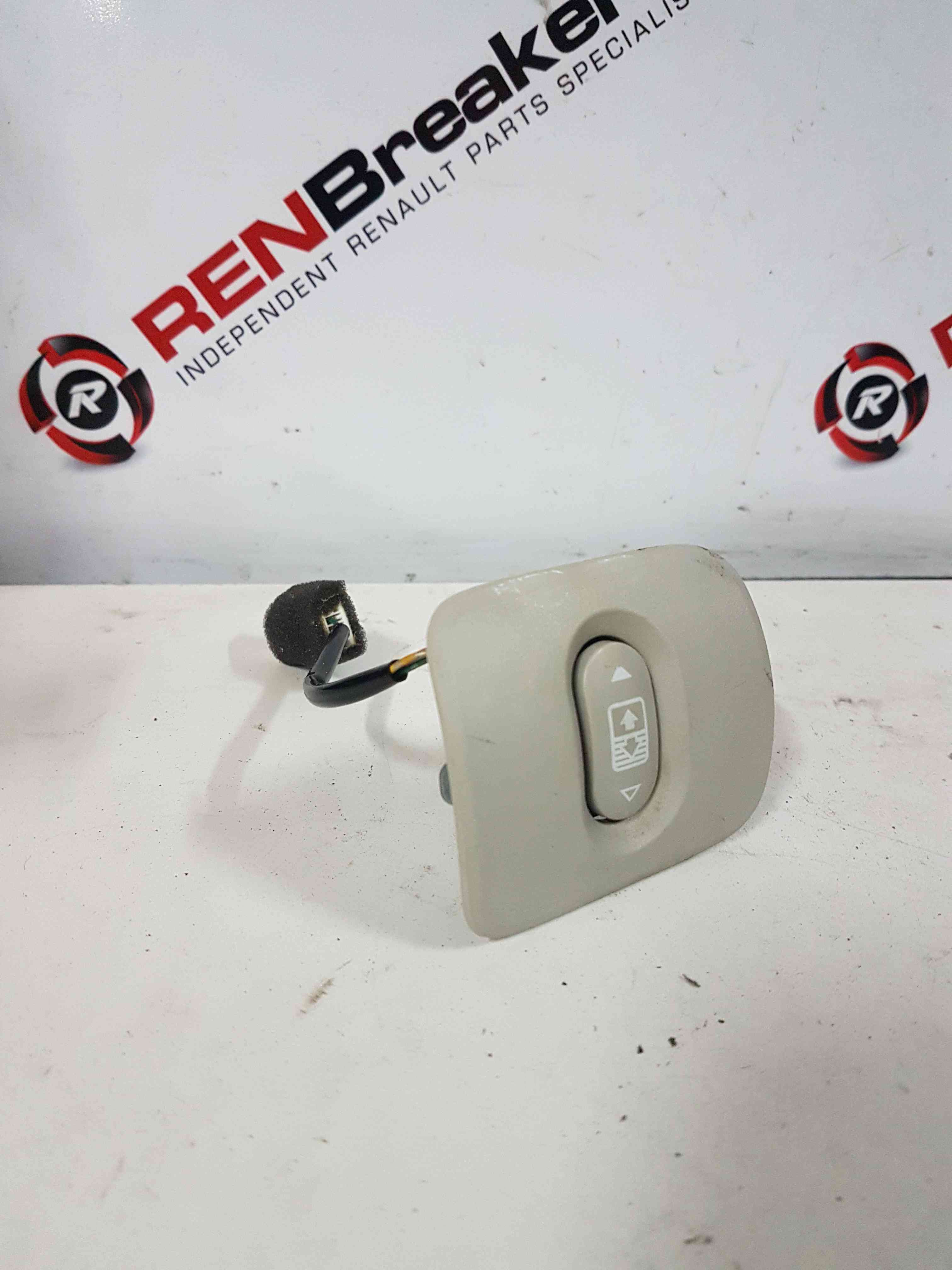 Thumb 6 Nissan Qashqai MK1 2006-2013 Electric Sunroof Switch
