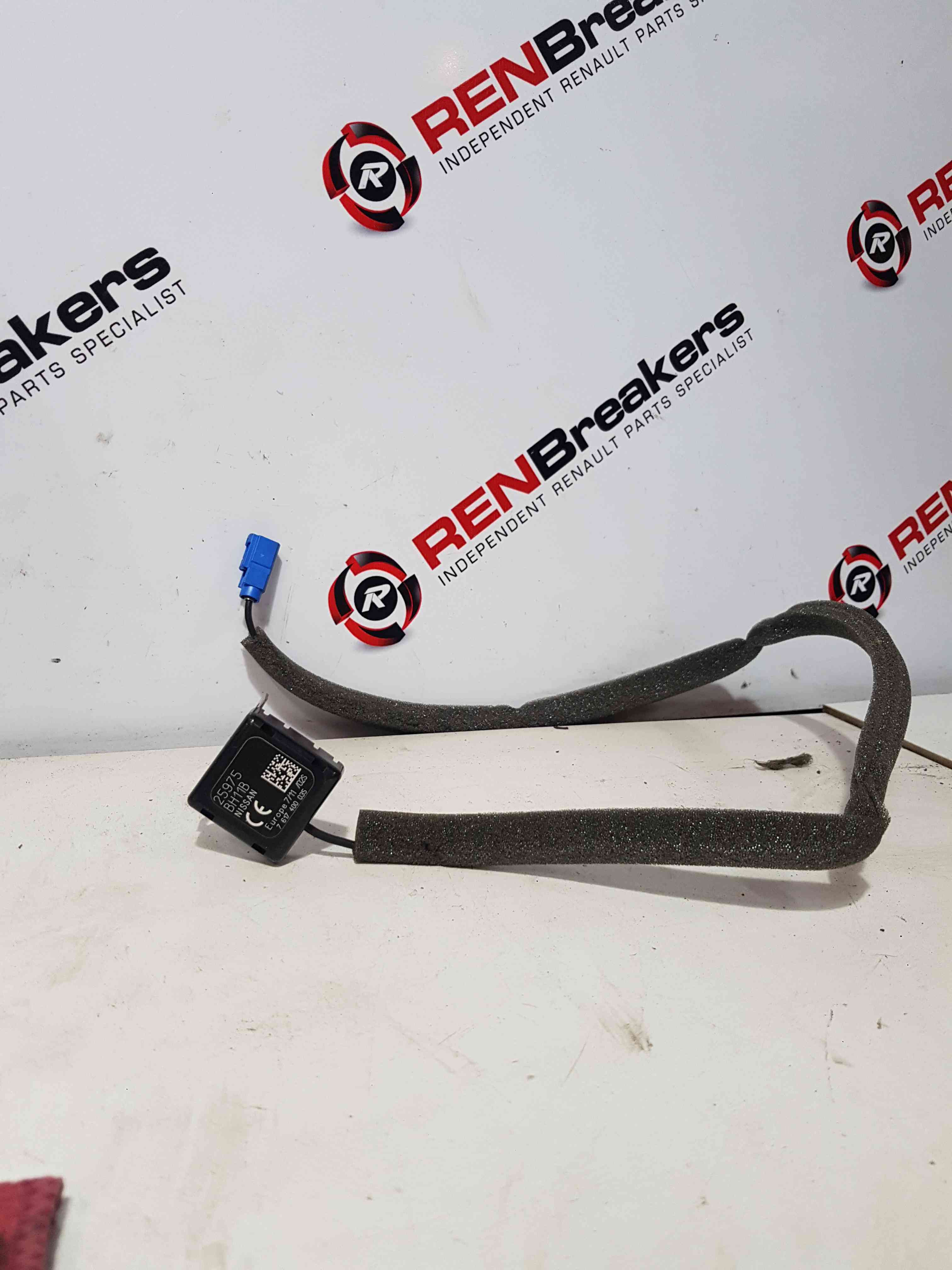 Thumb 8 Nissan Qashqai MK1 2006-2013 GPS Antenna Roof Aerial 25975Bh11b