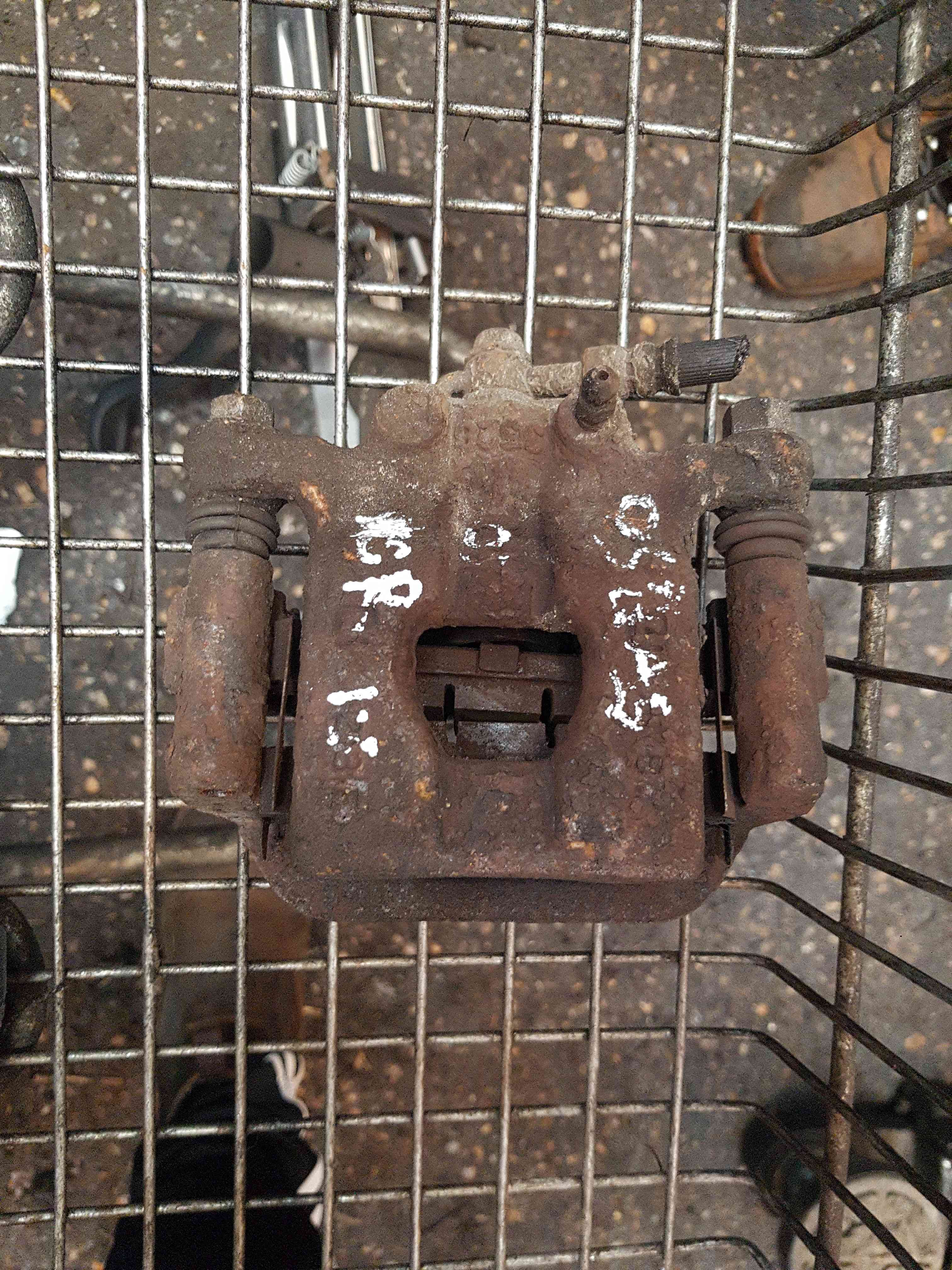 Thumb 2 Nissan Qashqai MK1 2006-2013 OSR Drivers Rear Brake Caliper