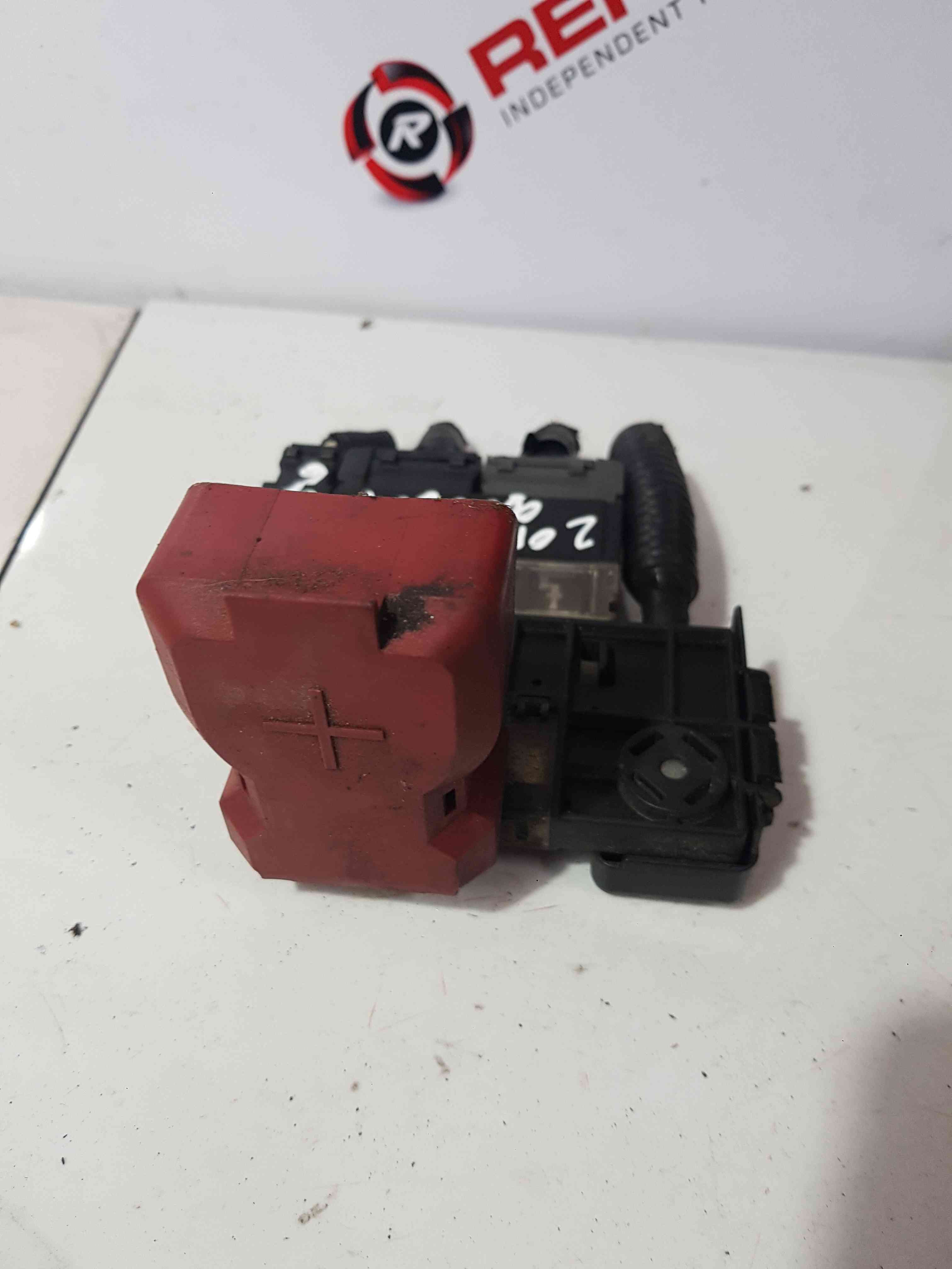 Thumb 2 Nissan Qashqai MK1 2006-2013 Posstive Battery Terminal Fuse