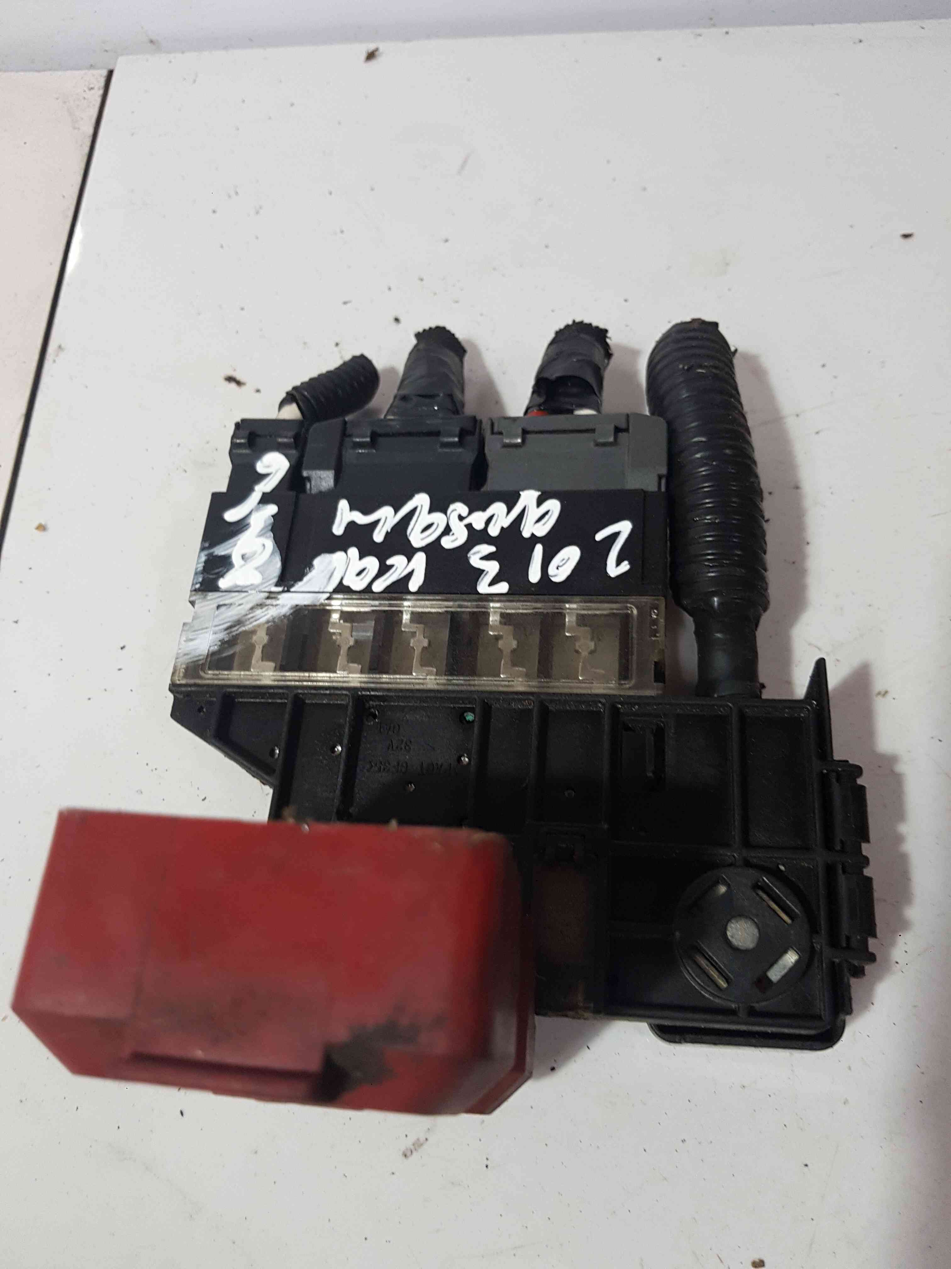 Thumb 5 Nissan Qashqai MK1 2006-2013 Posstive Battery Terminal Fuse