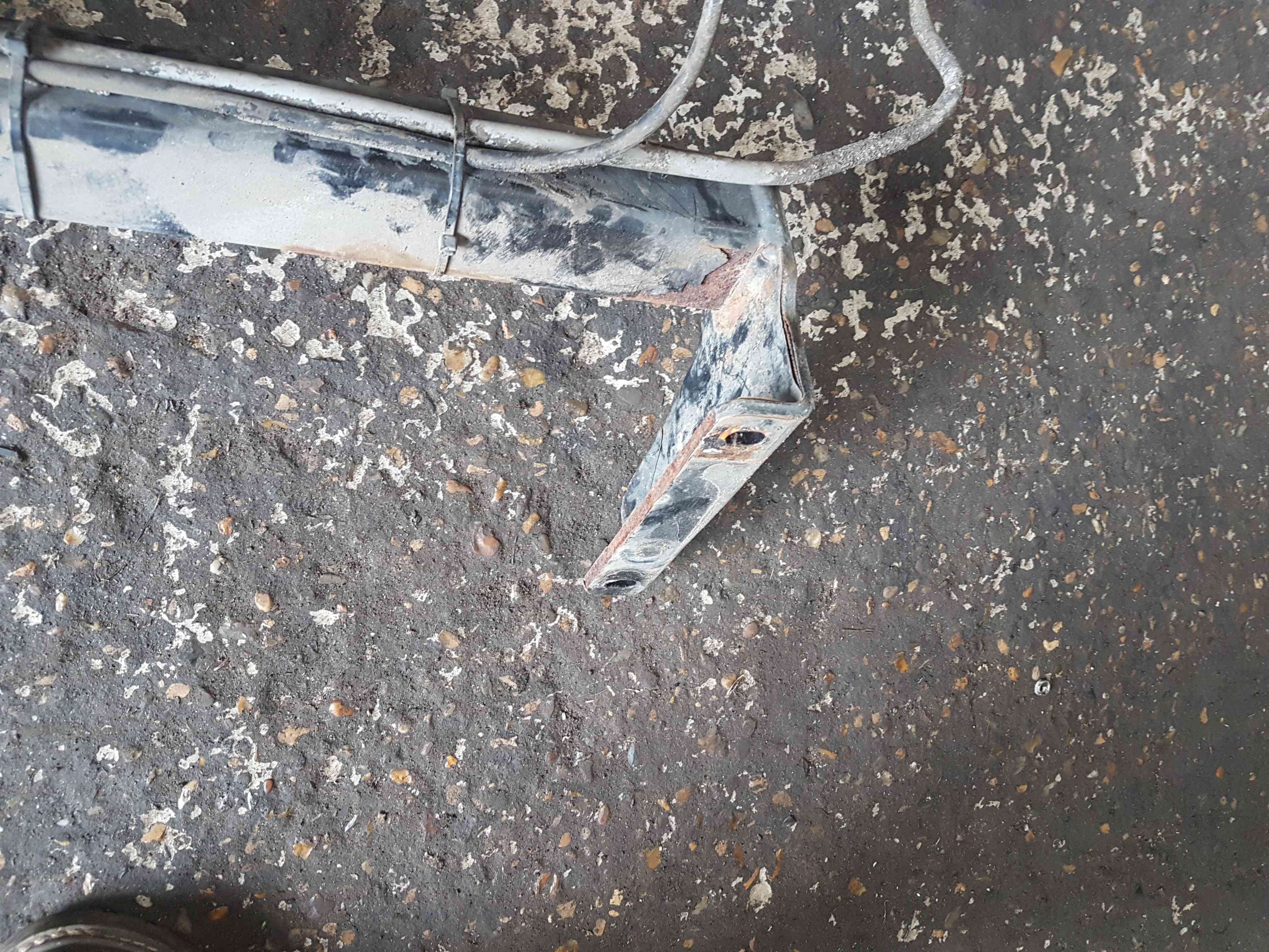 Thumb 6 Nissan Qashqai MK1 2006-2013 TOW Bar Complete With Bolts