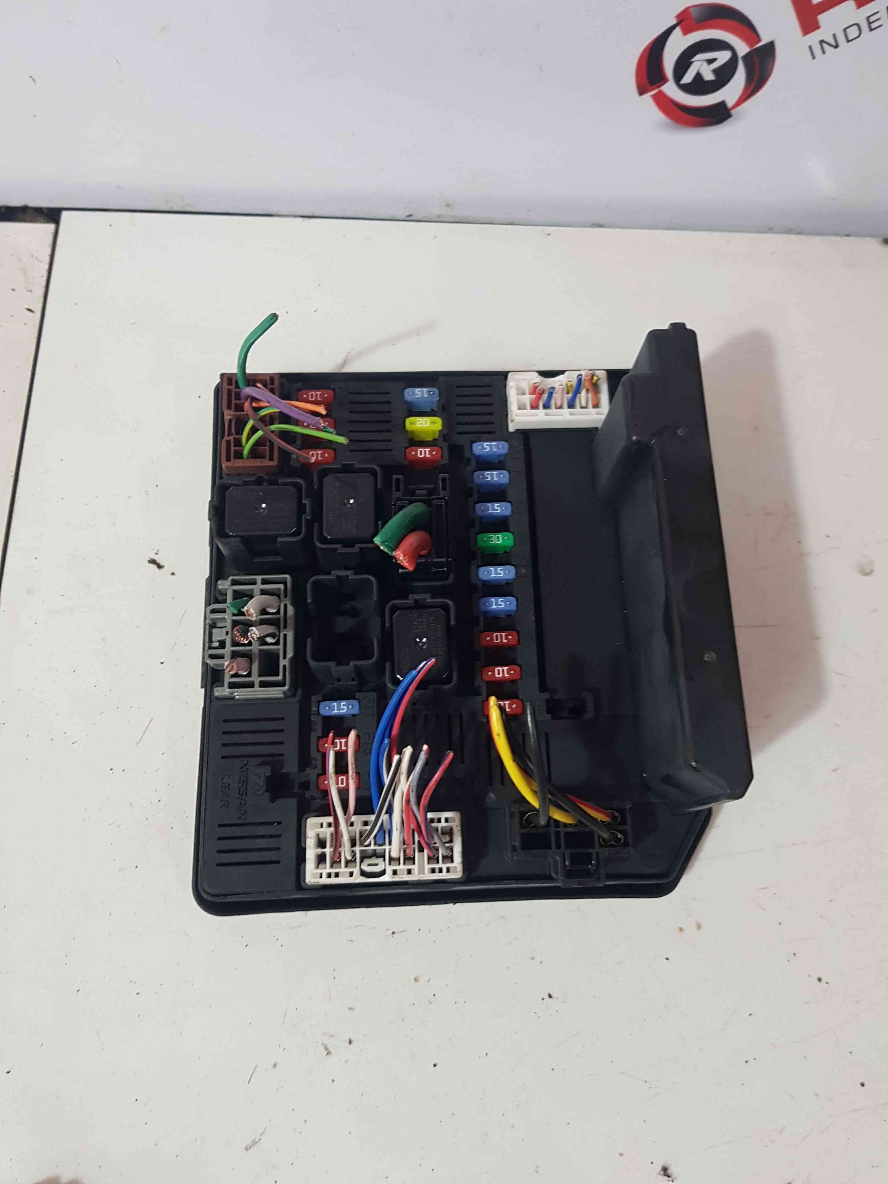 Thumb 2 Nissan Qashqai MK1 2006-2013 UPC Fuse BOX Unit 284B7JD002C