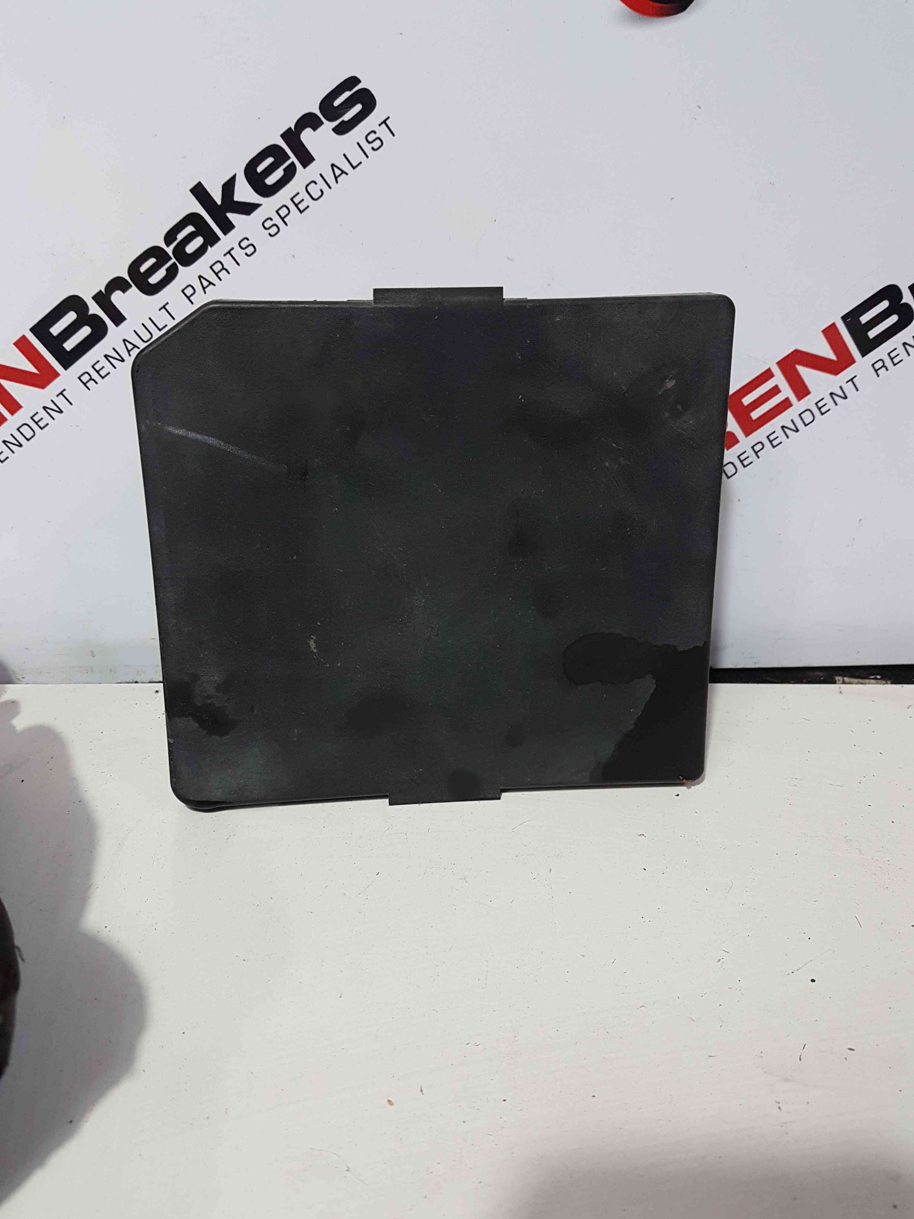 Thumb 5 Nissan Qashqai MK1 2006-2013 UPC Fuse BOX Unit 284B7JD000