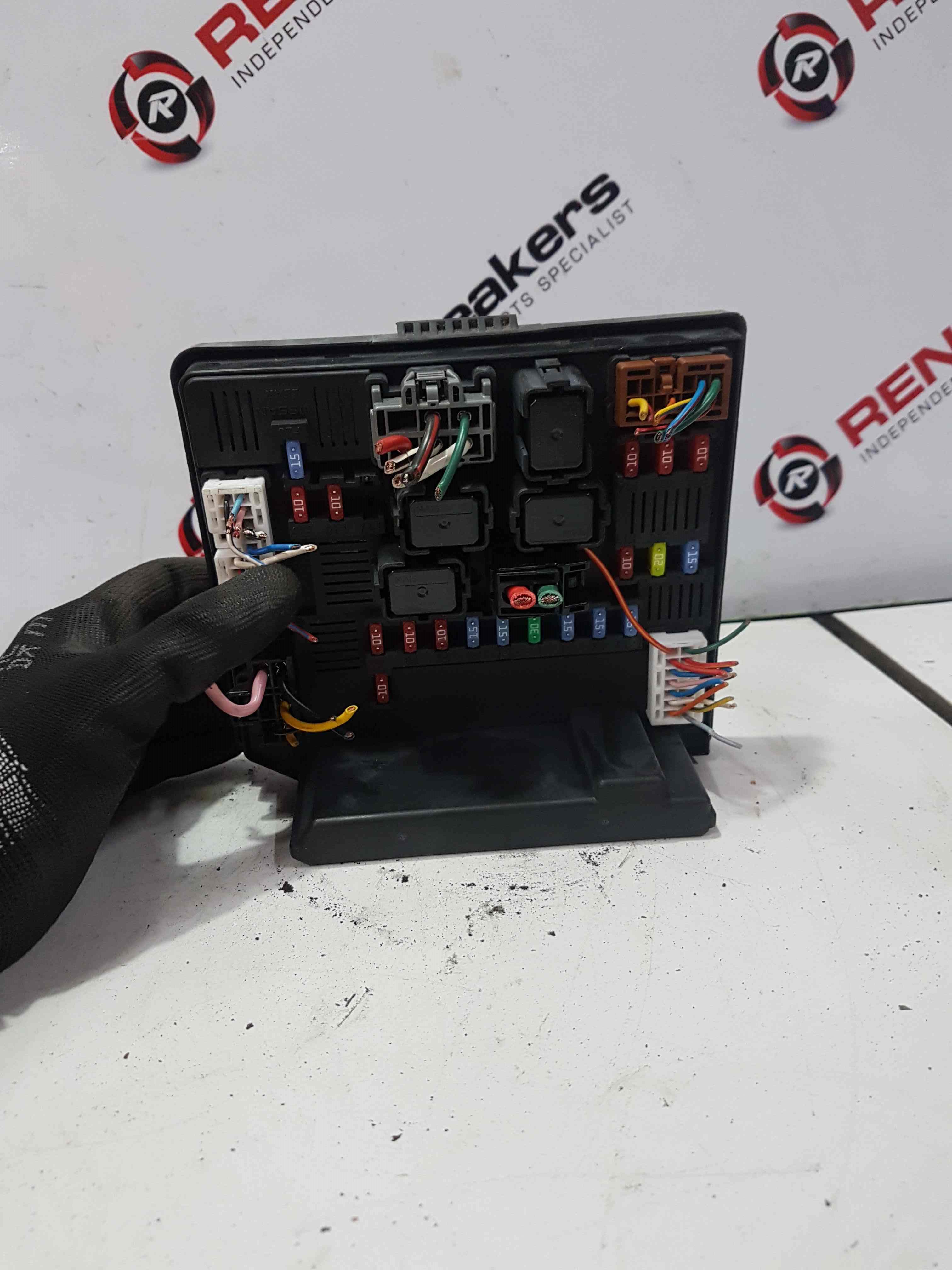 Thumb 7 Nissan Qashqai MK1 2006-2013 UPC Fuse BOX Unit 284B7bb01b